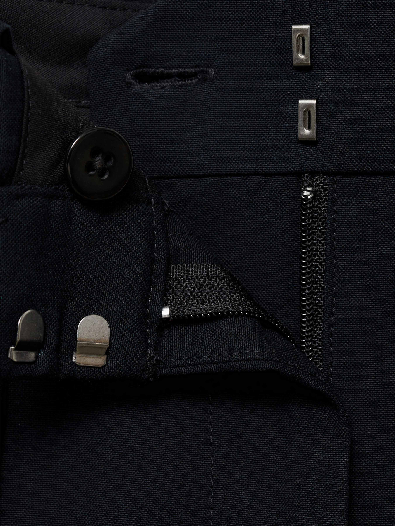 Повседневные шорты MANGO модель 17041206_99 Повседневные шорты MANGO модель 17041206_99 Фото