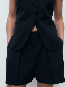 Повседневные шорты MANGO модель 17041206_99 Повседневные шорты MANGO модель 17041206_99 Фото