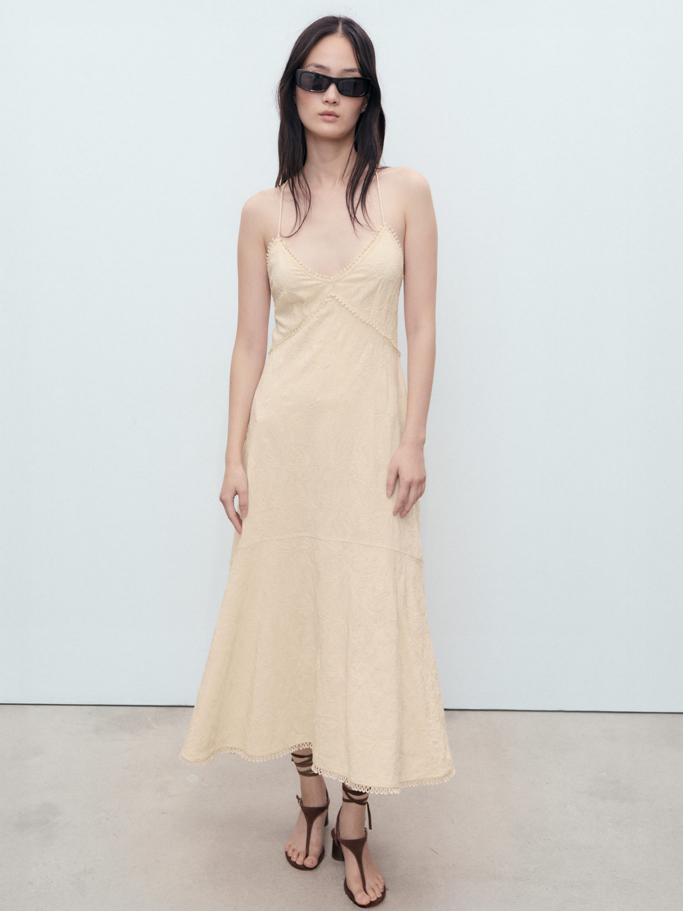 Сукня міді MANGO модель 17061176_5 Фото