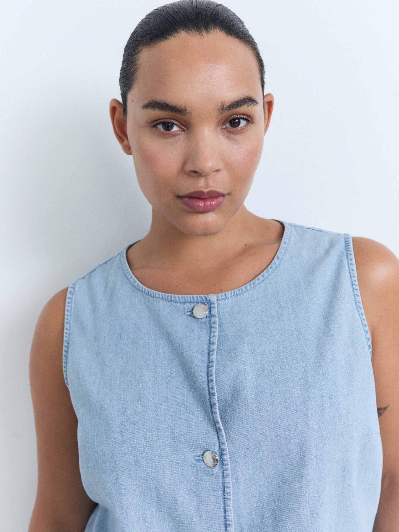 Жилет MANGO модель 17071205_TC Фото