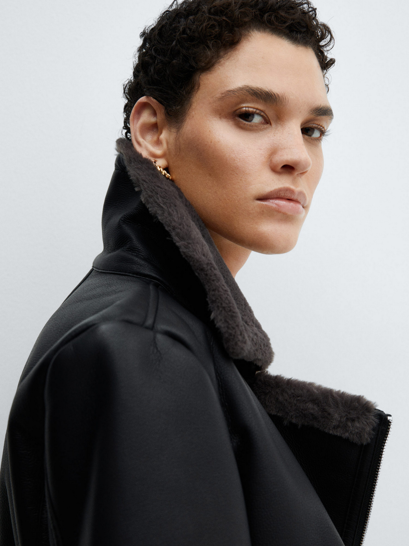 Дублянка MANGO Cadi модель 67040443_99 Фото