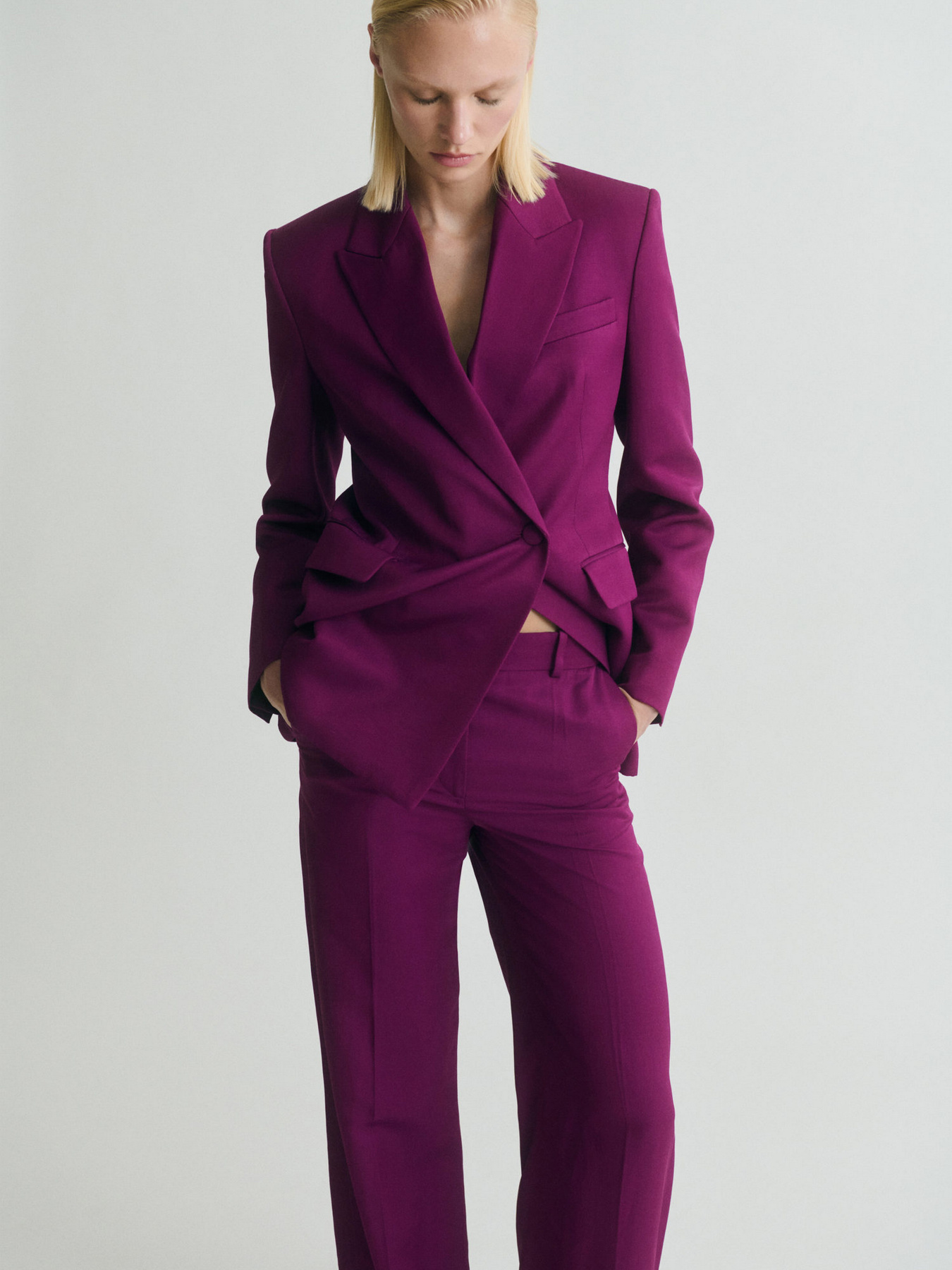 Класичні штани MANGO модель 17021267_88 Фото