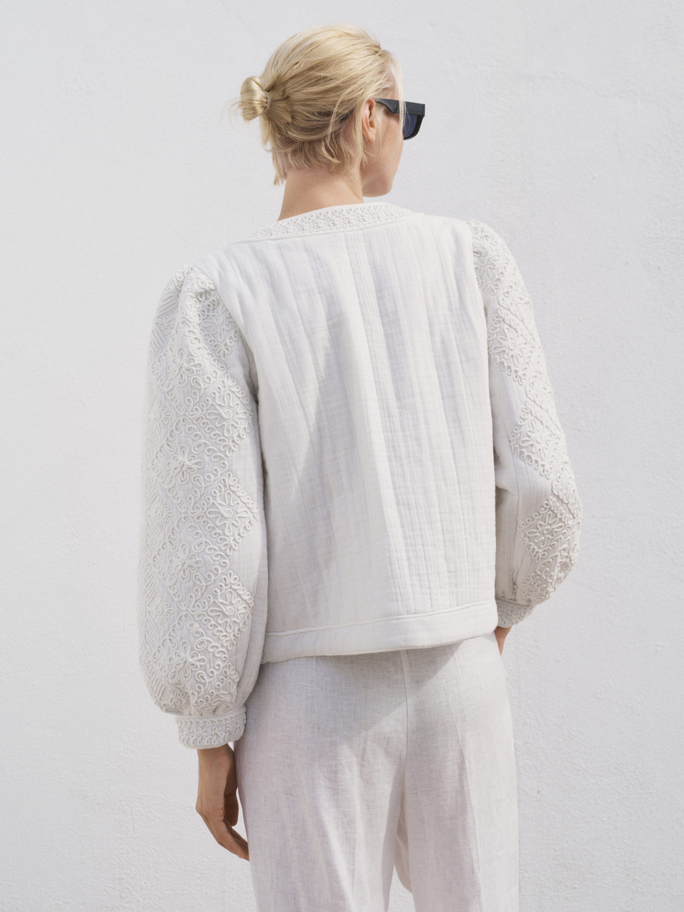 Жакет MANGO модель 87089219_1 Жакет MANGO модель 87089219_1 Фото