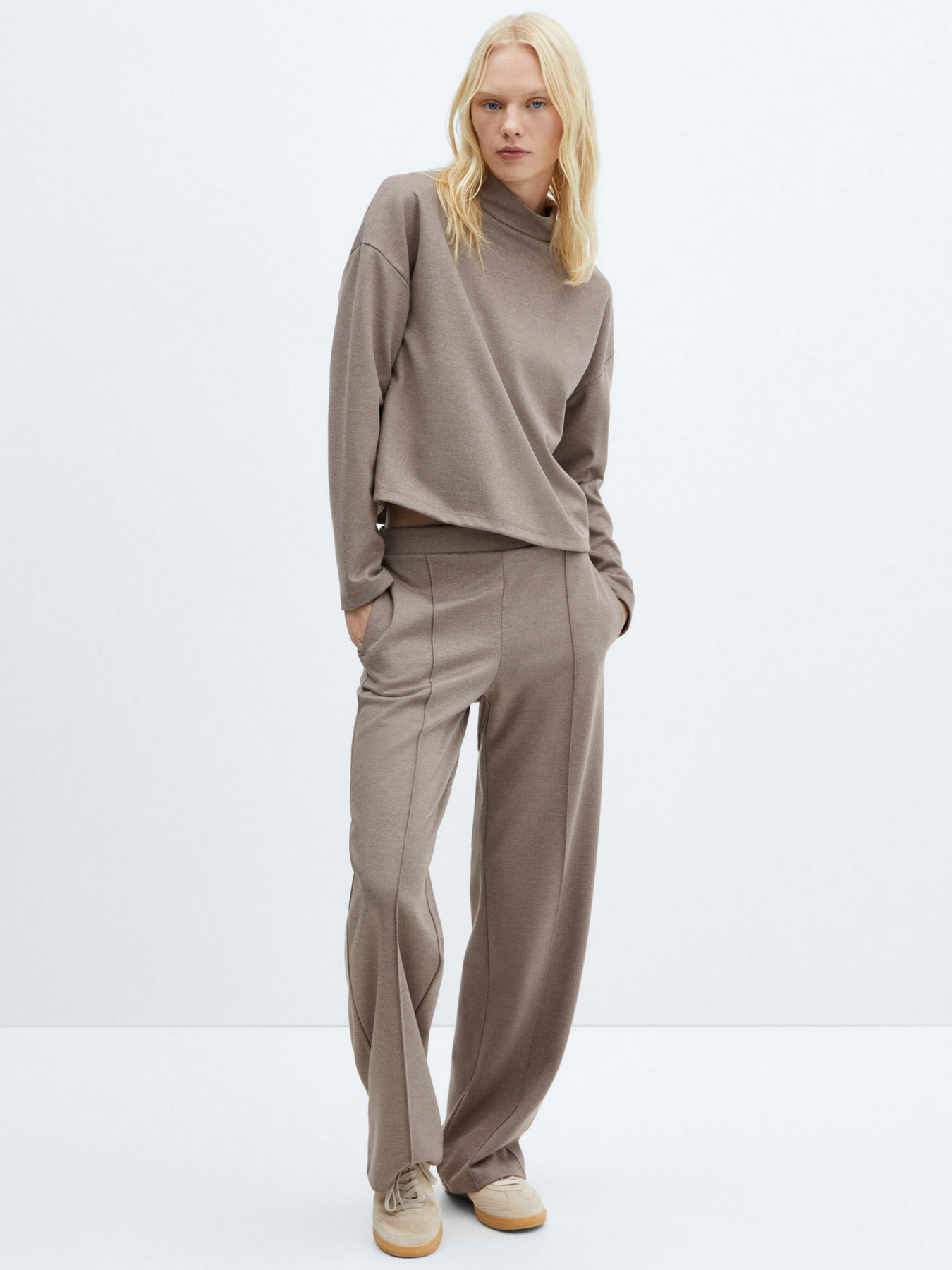 Повсякденні штани MANGO Bruni модель 67040469_35 Фото