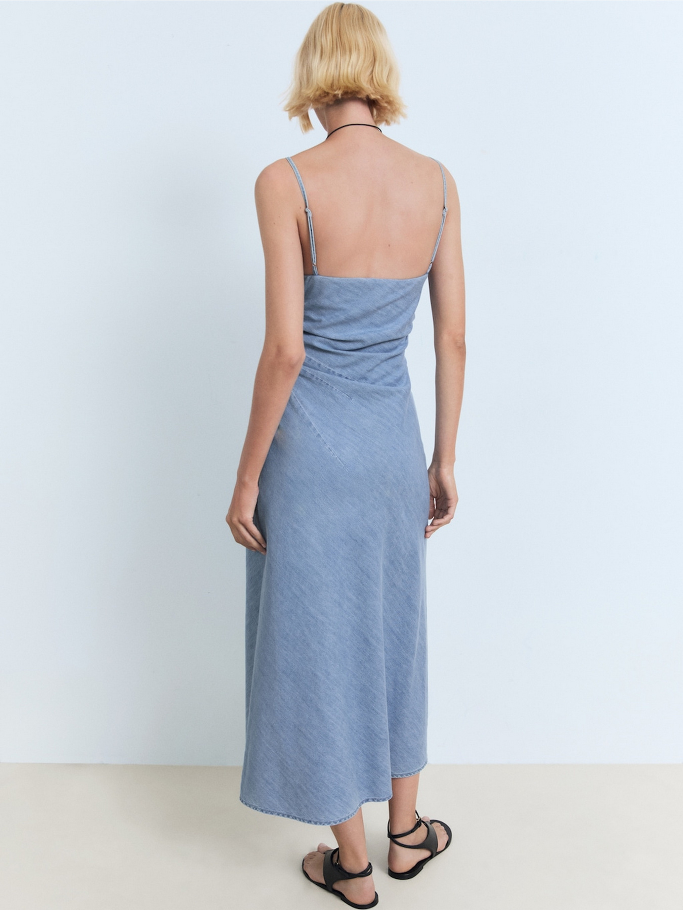 Платье миди MANGO модель 17092902_TM Фото