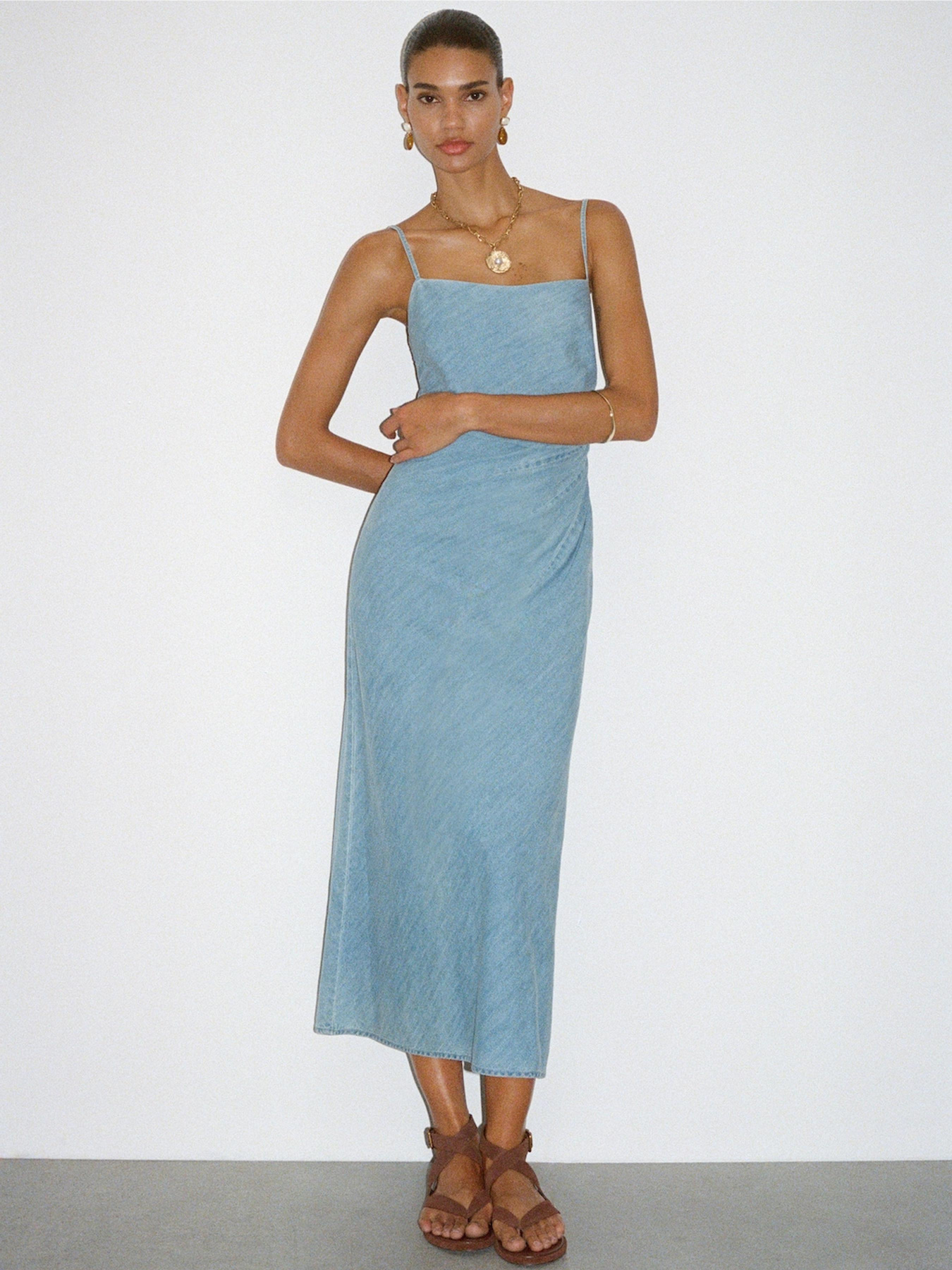 Платье миди MANGO модель 17092902_TM Фото