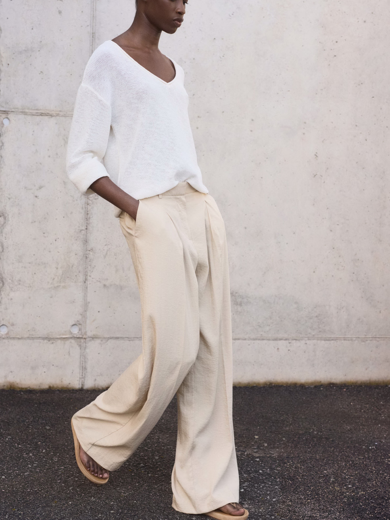 Классические штаны MANGO модель 17071515_6 Фото