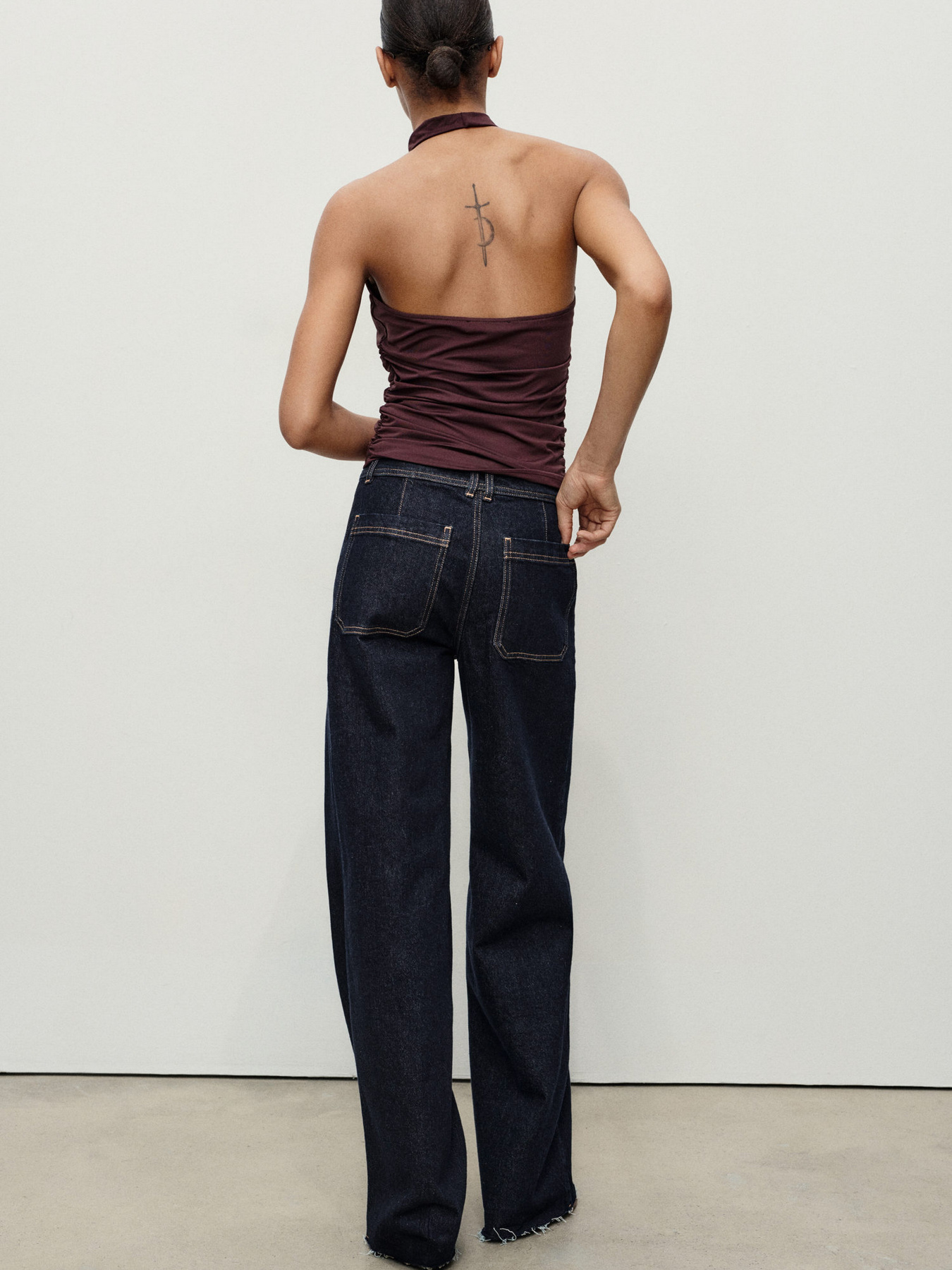 Прямые джинсы MANGO модель 17024426_TS Прямые джинсы MANGO модель 17024426_TS Фото