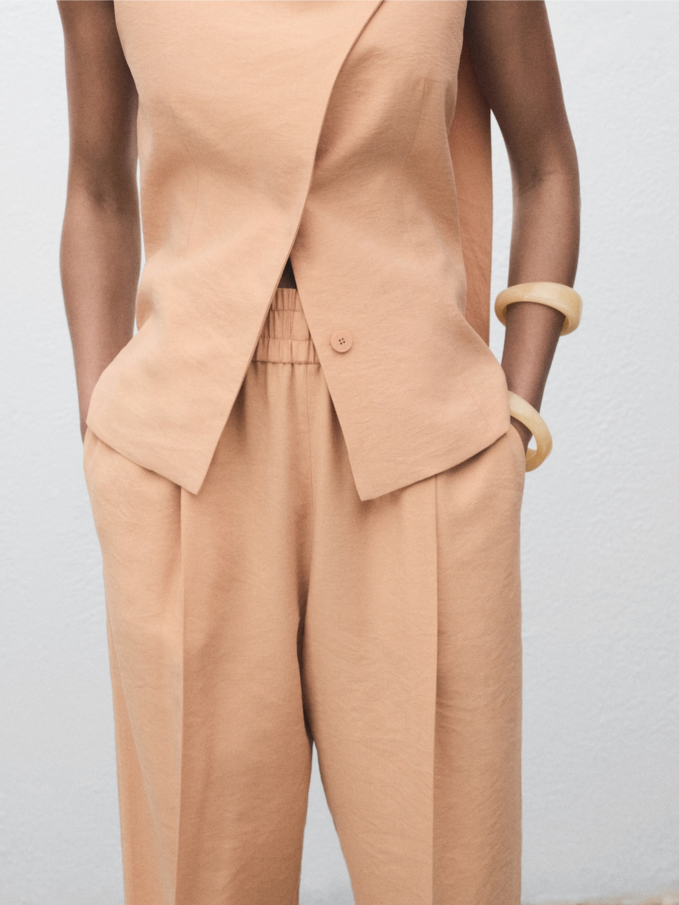 Класичні штани MANGO модель 17094145_80 Фото