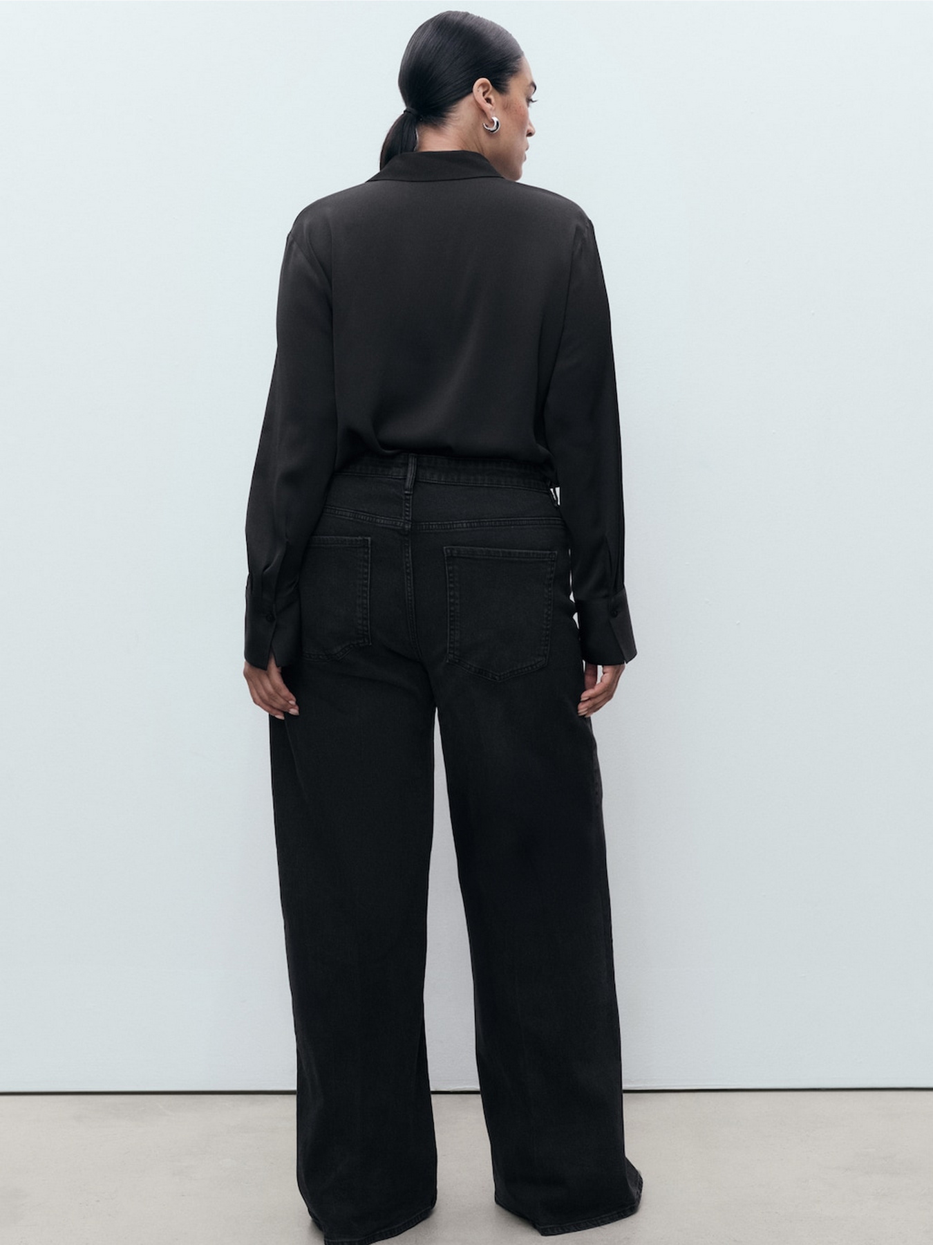 Джинси кльош MANGO Модель 17015801_TN Фото