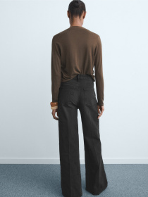 Расклешенные джинсы MANGO модель 17015801_TN Фото