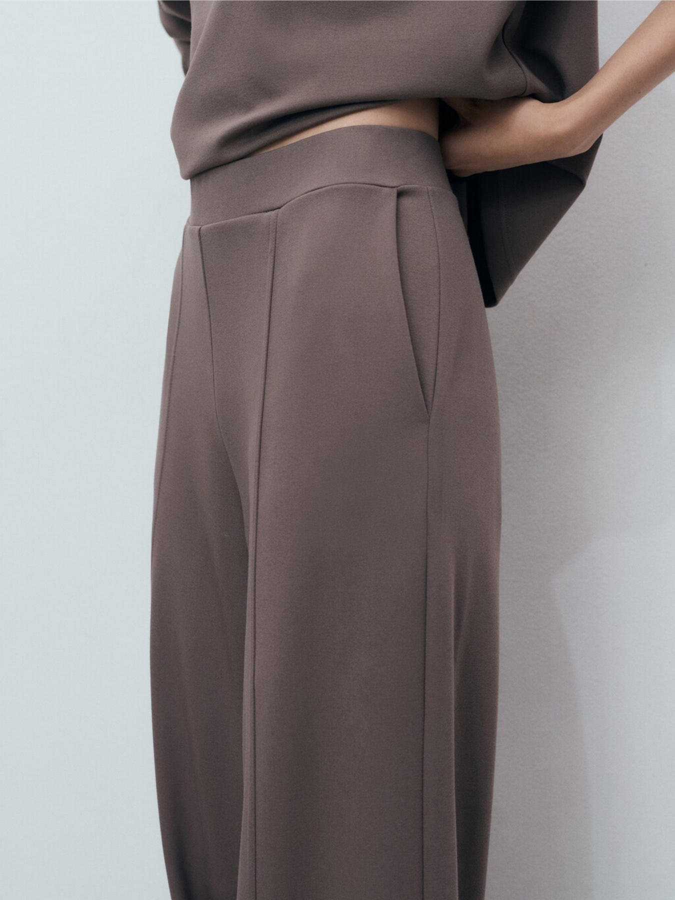 Повсякденні штани MANGO модель 17024098_35 Повсякденні штани MANGO модель 17024098_35 Фото