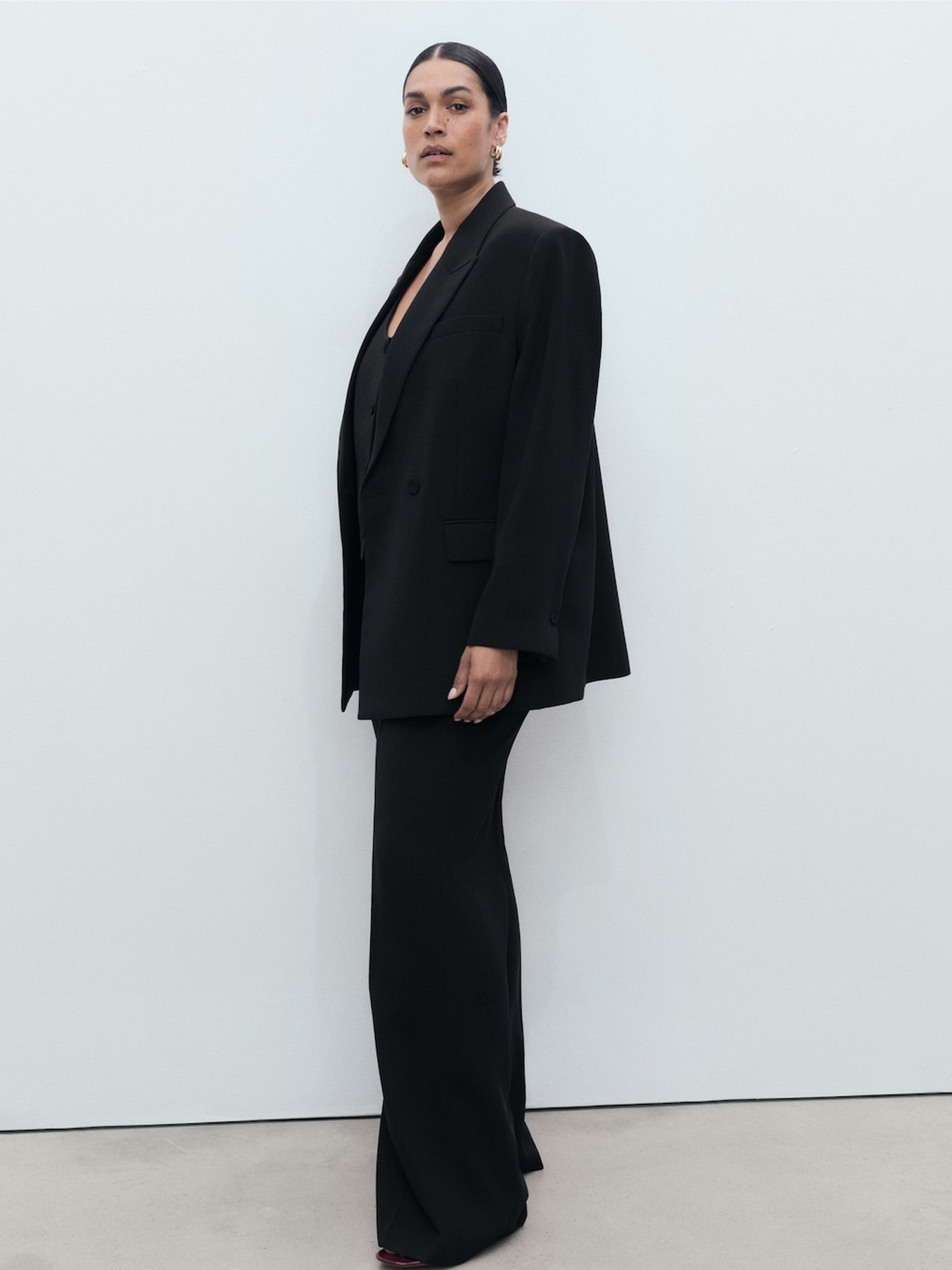 Повседневные штаны MANGO модель 17024119_99 Фото