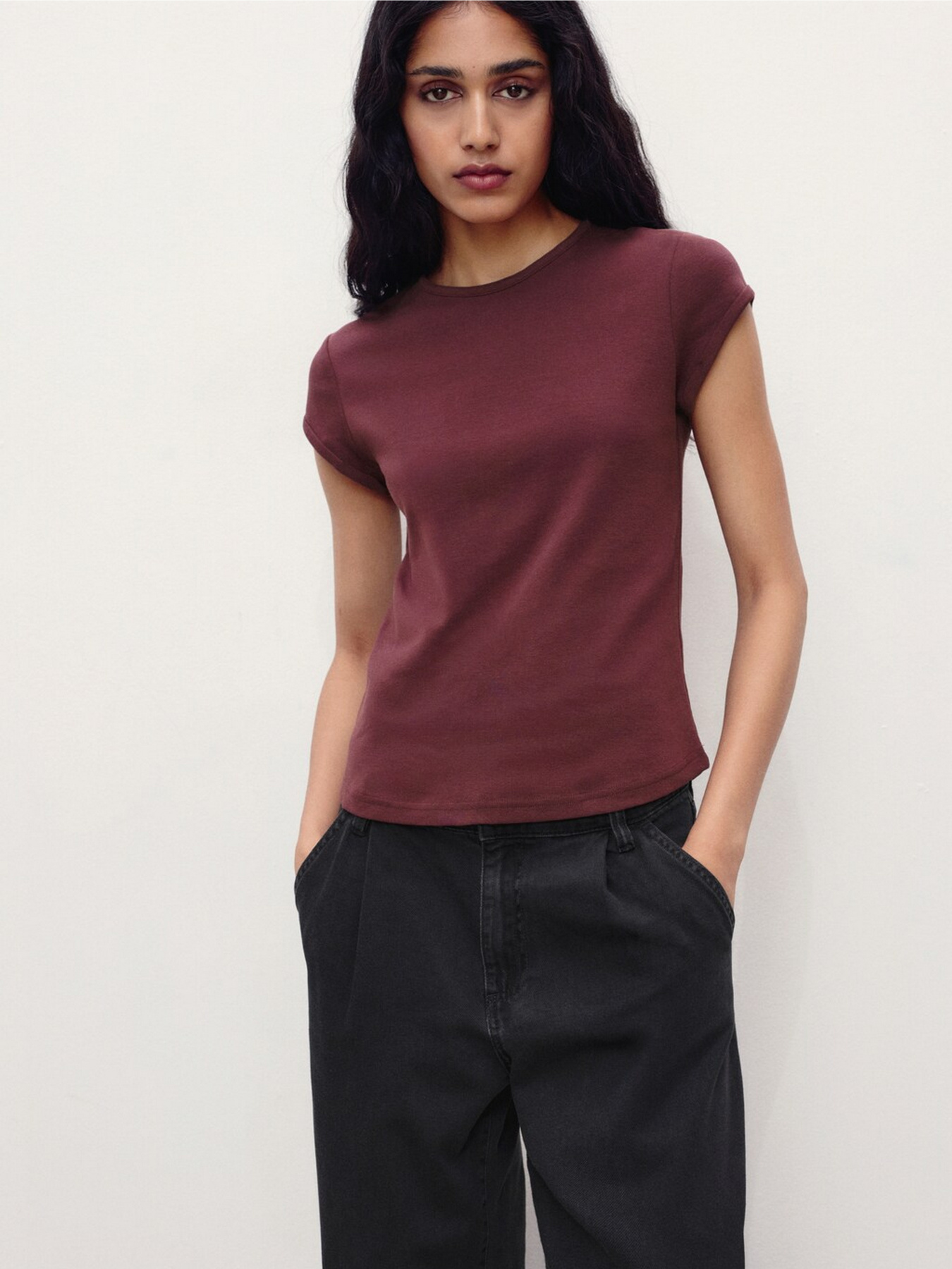 Футболка MANGO модель 17074095_78 Футболка MANGO модель 17074095_78 Фото