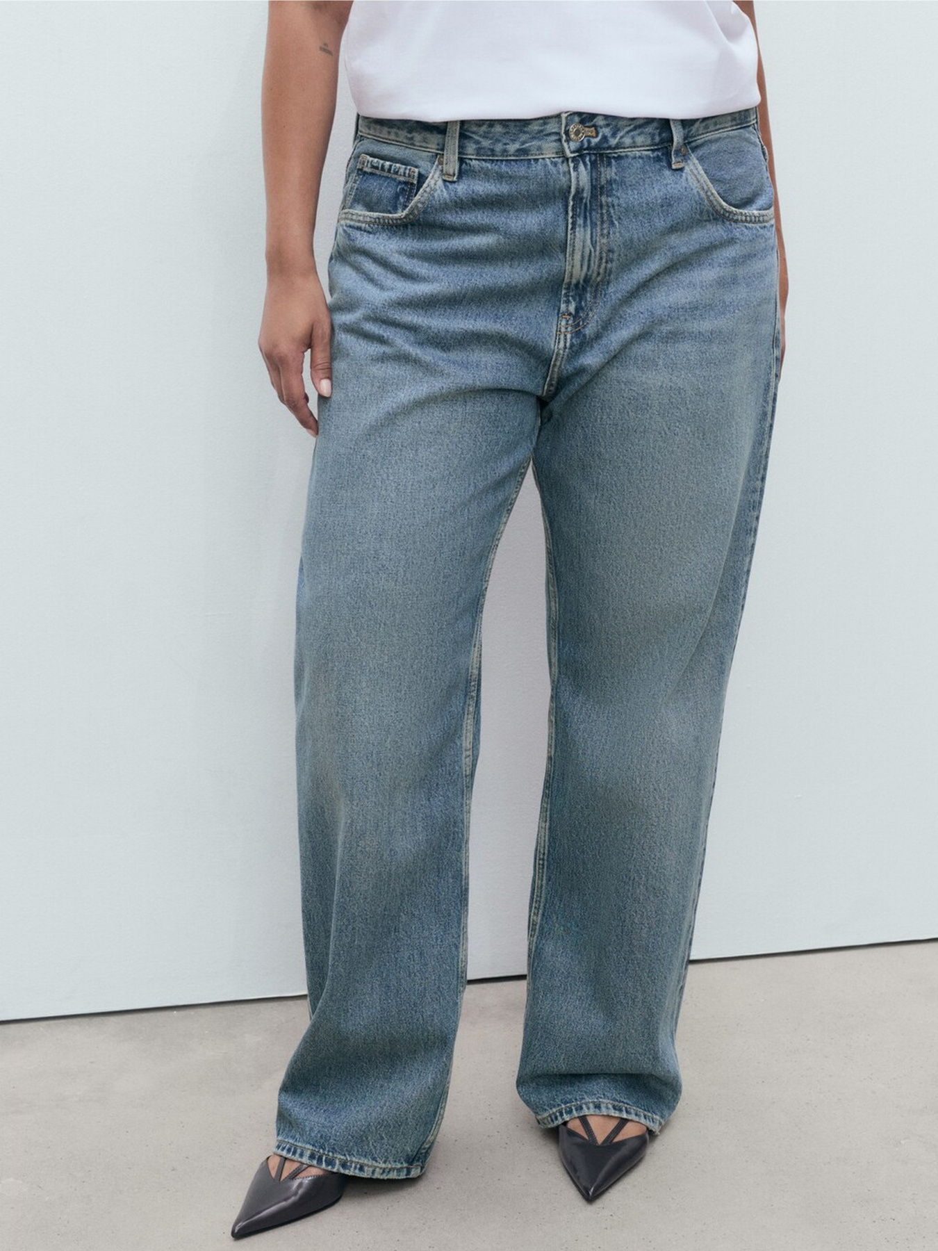 Прямые джинсы MANGO модель 17034103_TM Фото