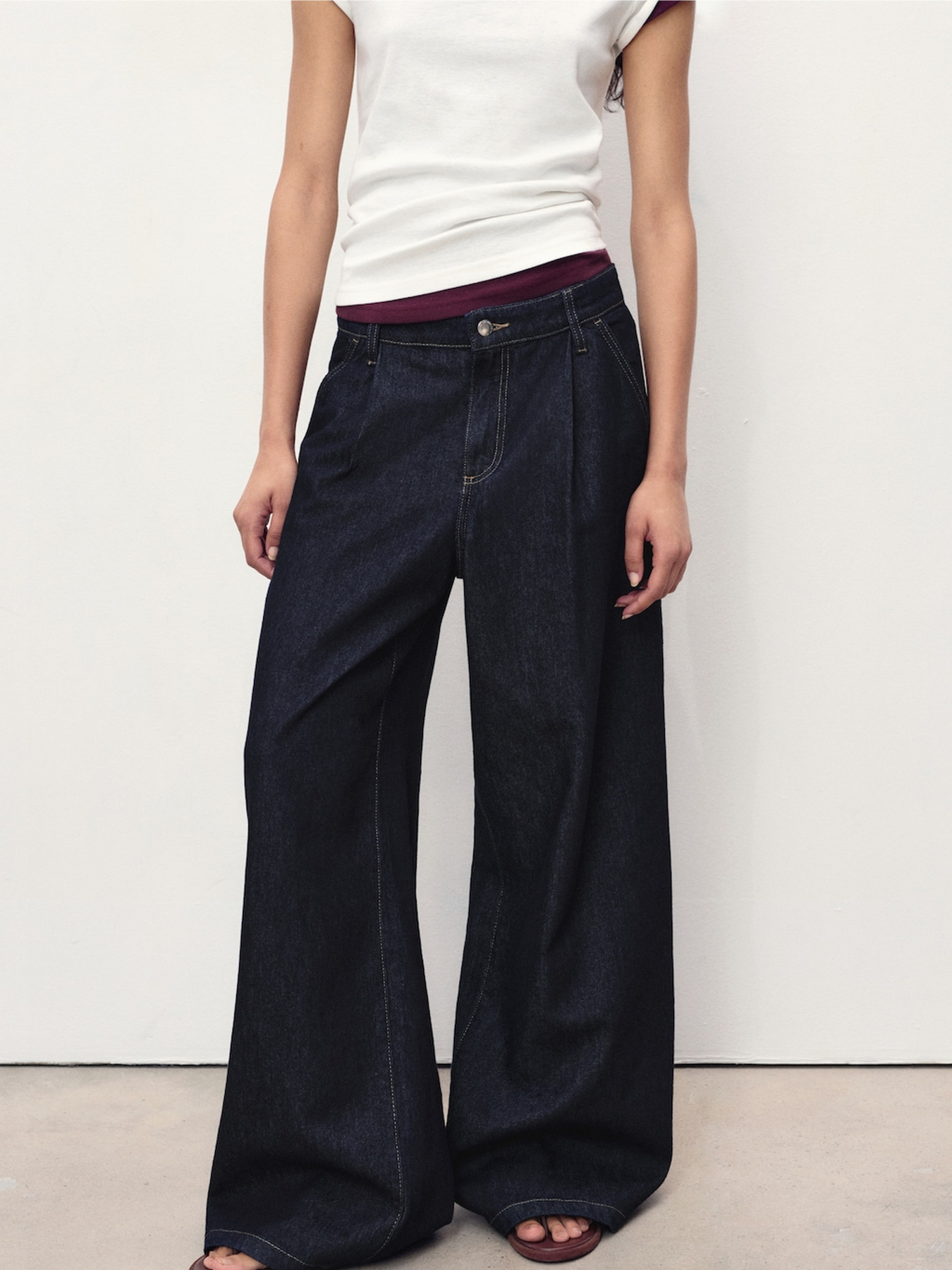 Широкие джинсы MANGO модель 17014096_TO Фото