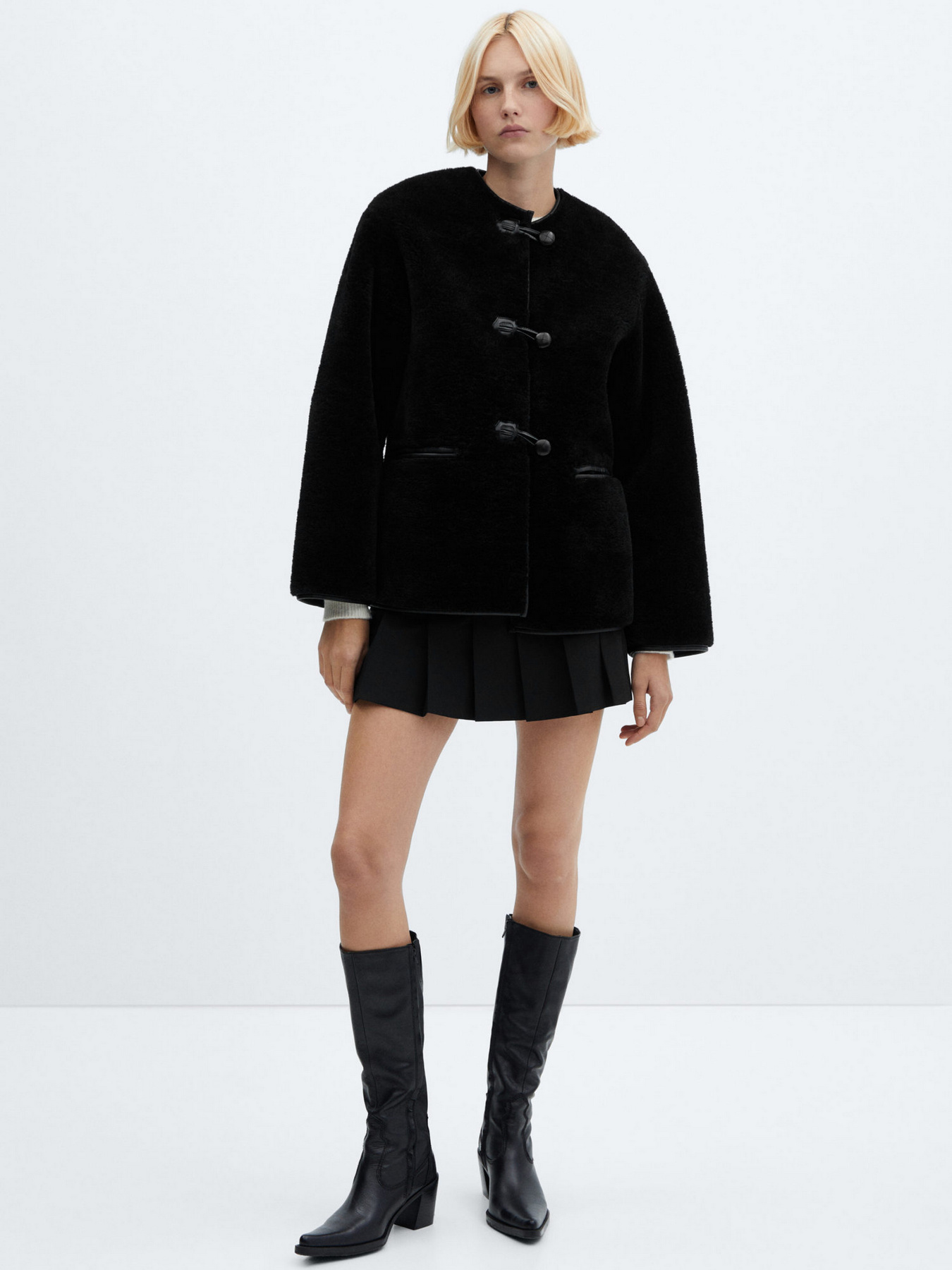 Демісезонна куртка MANGO Bethoven модель 67060441_99 Фото