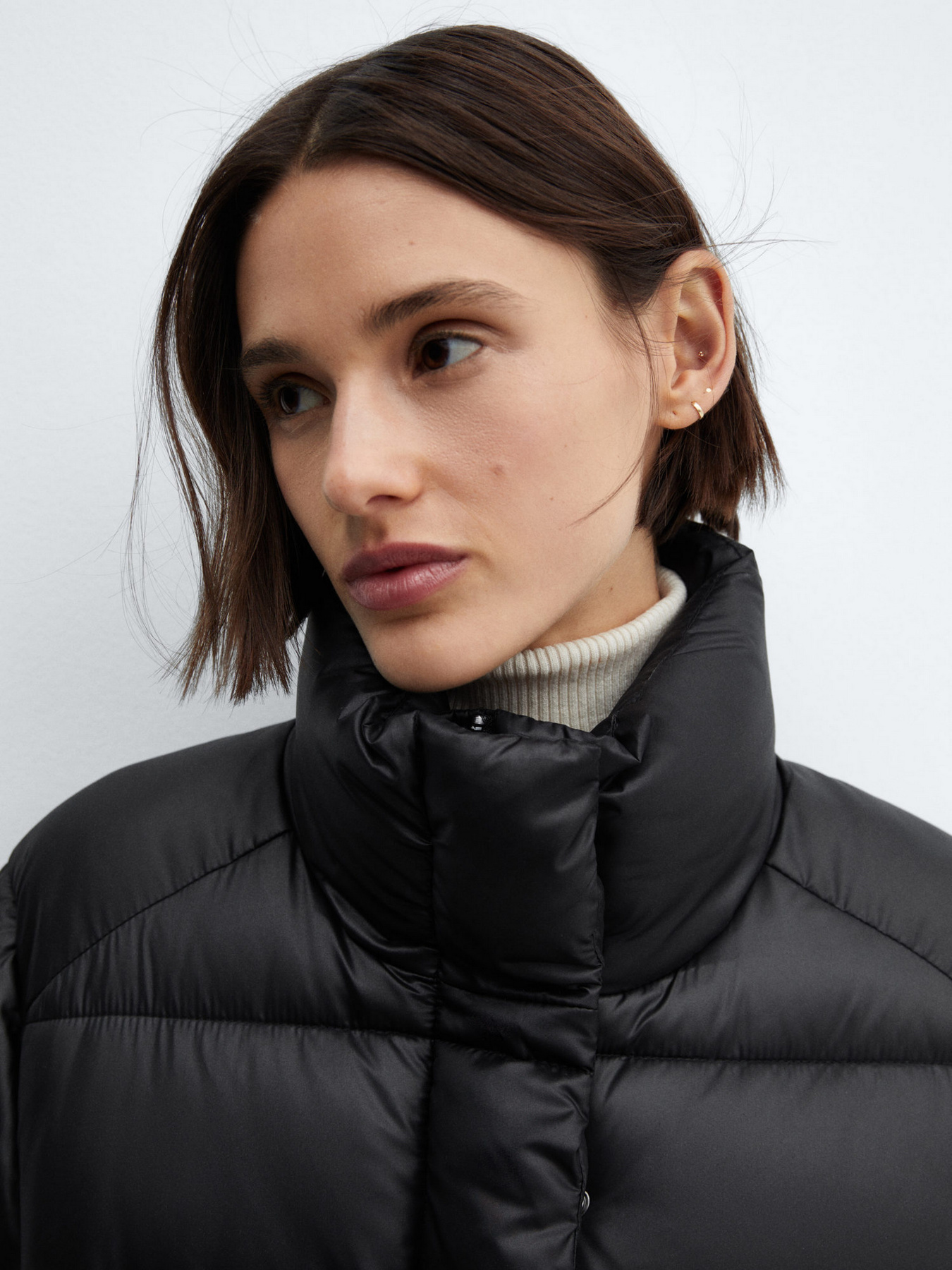 Зимова куртка MANGO Snowy модель 67060446_99 Фото