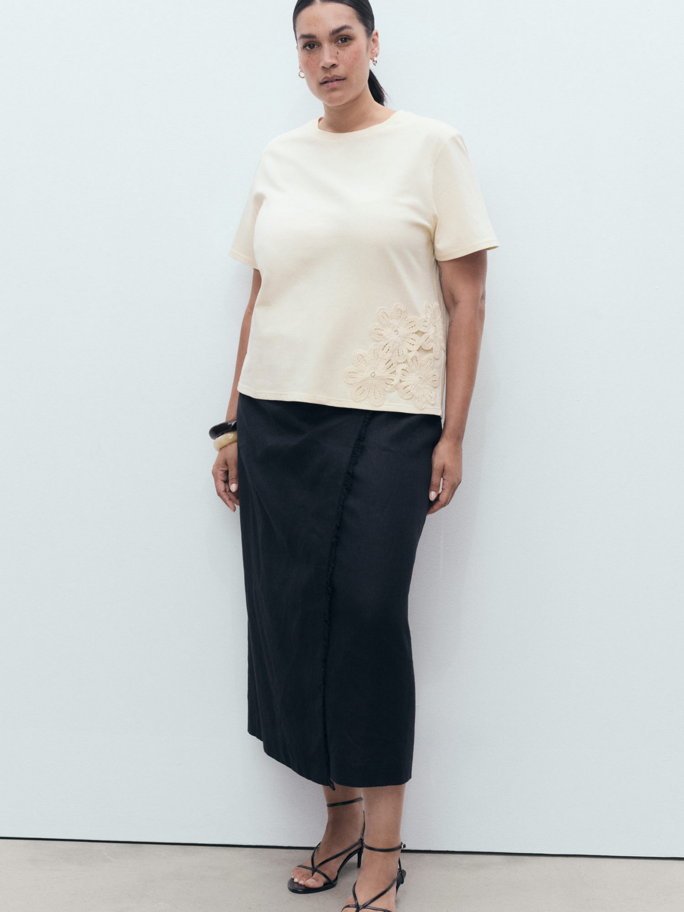 Футболка MANGO модель 17012910_5 Фото