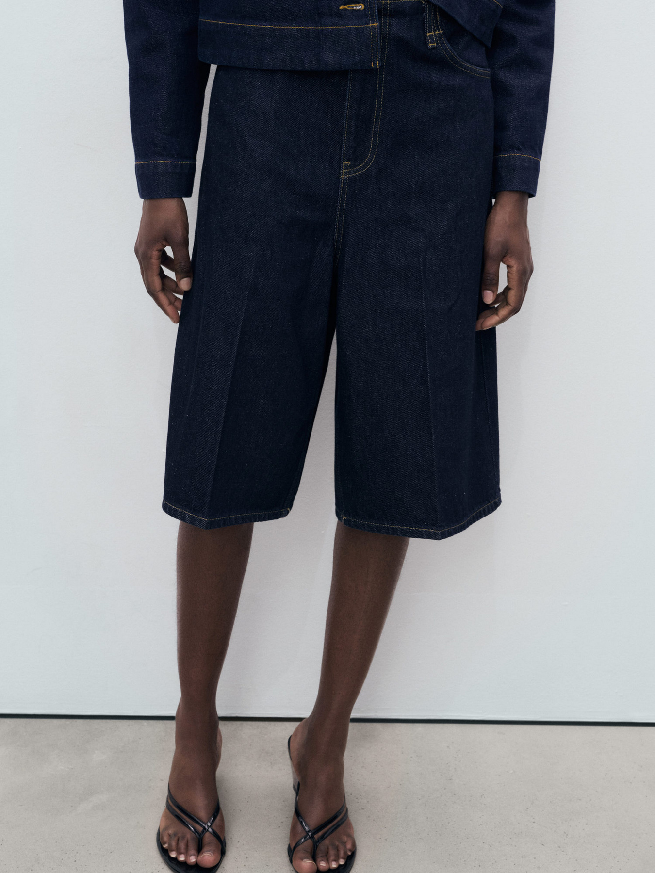 Джинсовые шорты MANGO модель 17073324_TS Фото