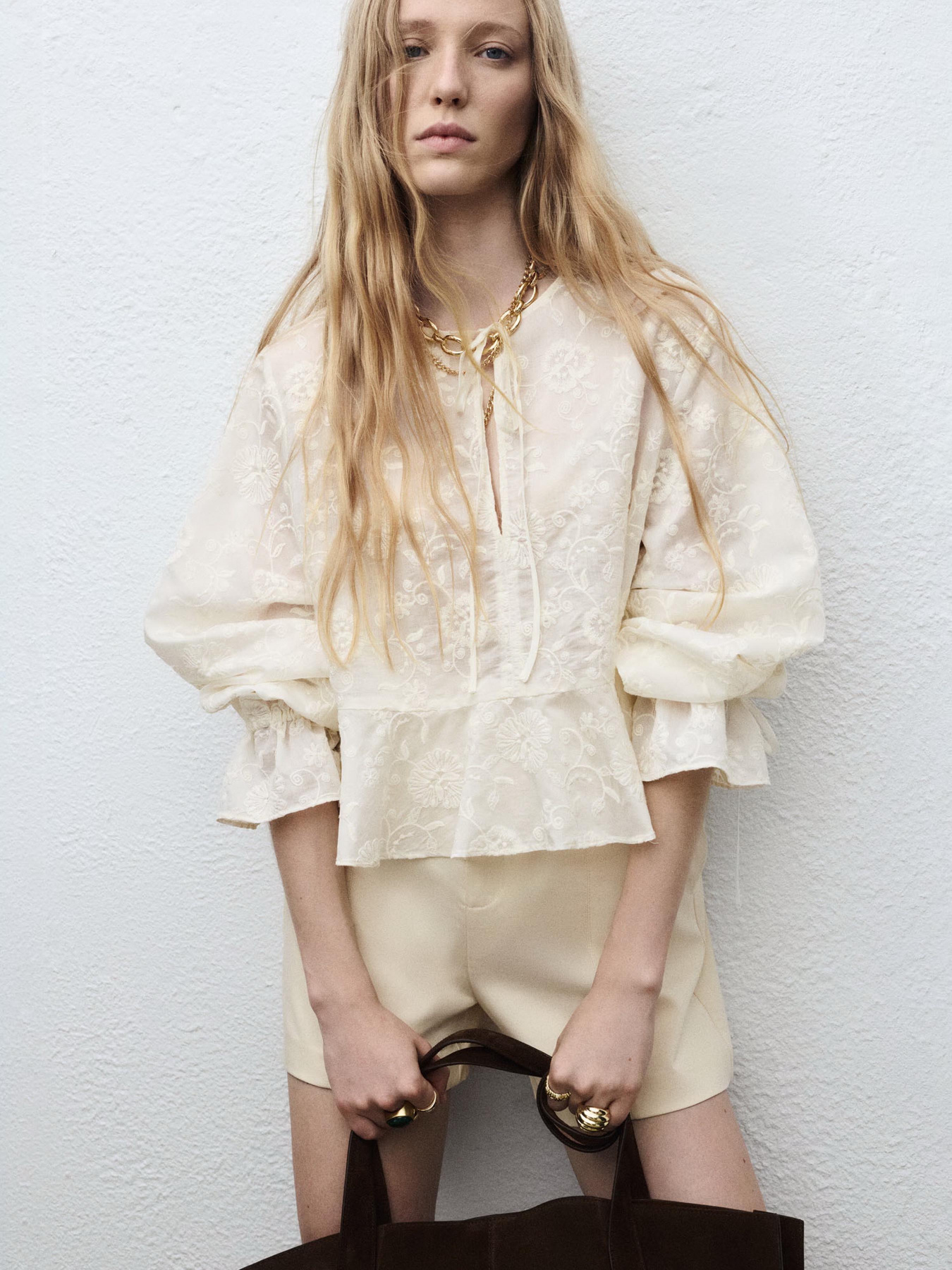 Блуза MANGO модель 17064130_5 Блуза MANGO модель 17064130_5 Фото