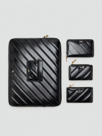 Гаманець MANGO модель 17084124_99 Фото