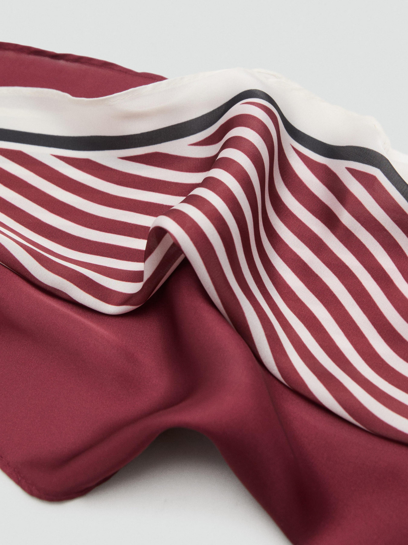 Платок MANGO модель 17024095_76 Фото