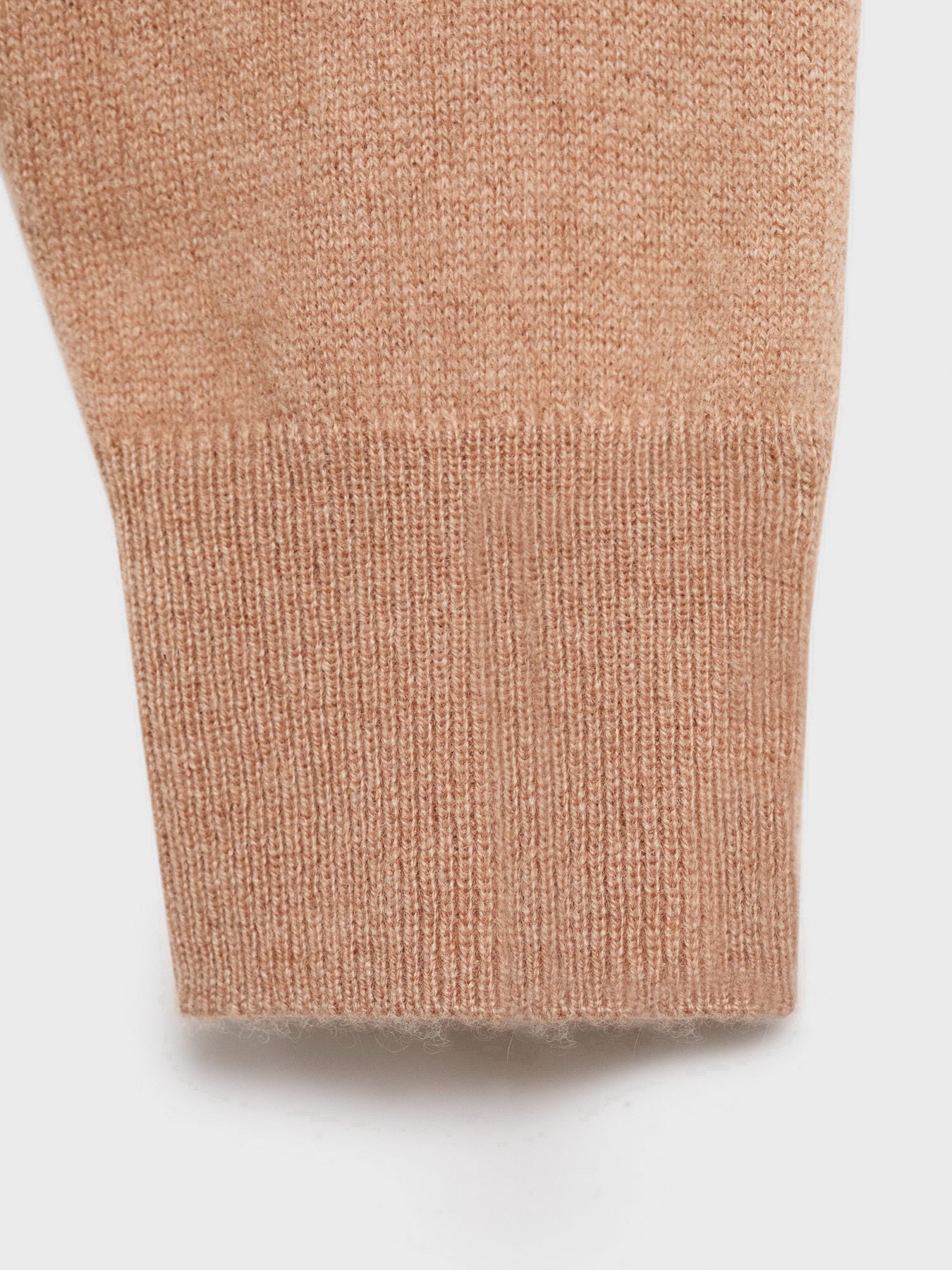 Джемпер MANGO модель 17005830_9 Джемпер MANGO модель 17005830_9 Фото