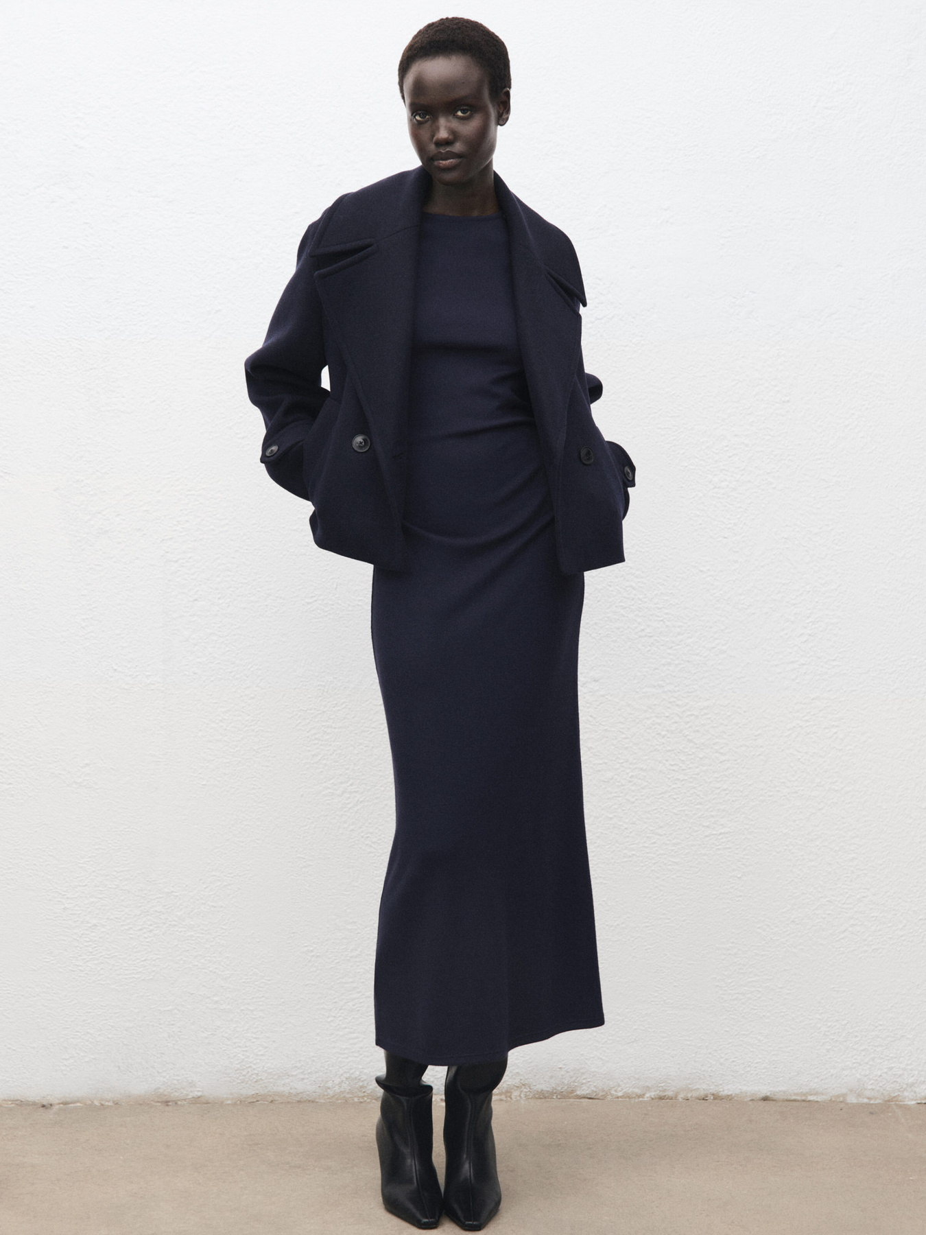 Сукня міді MANGO модель 17037805_56 Фото