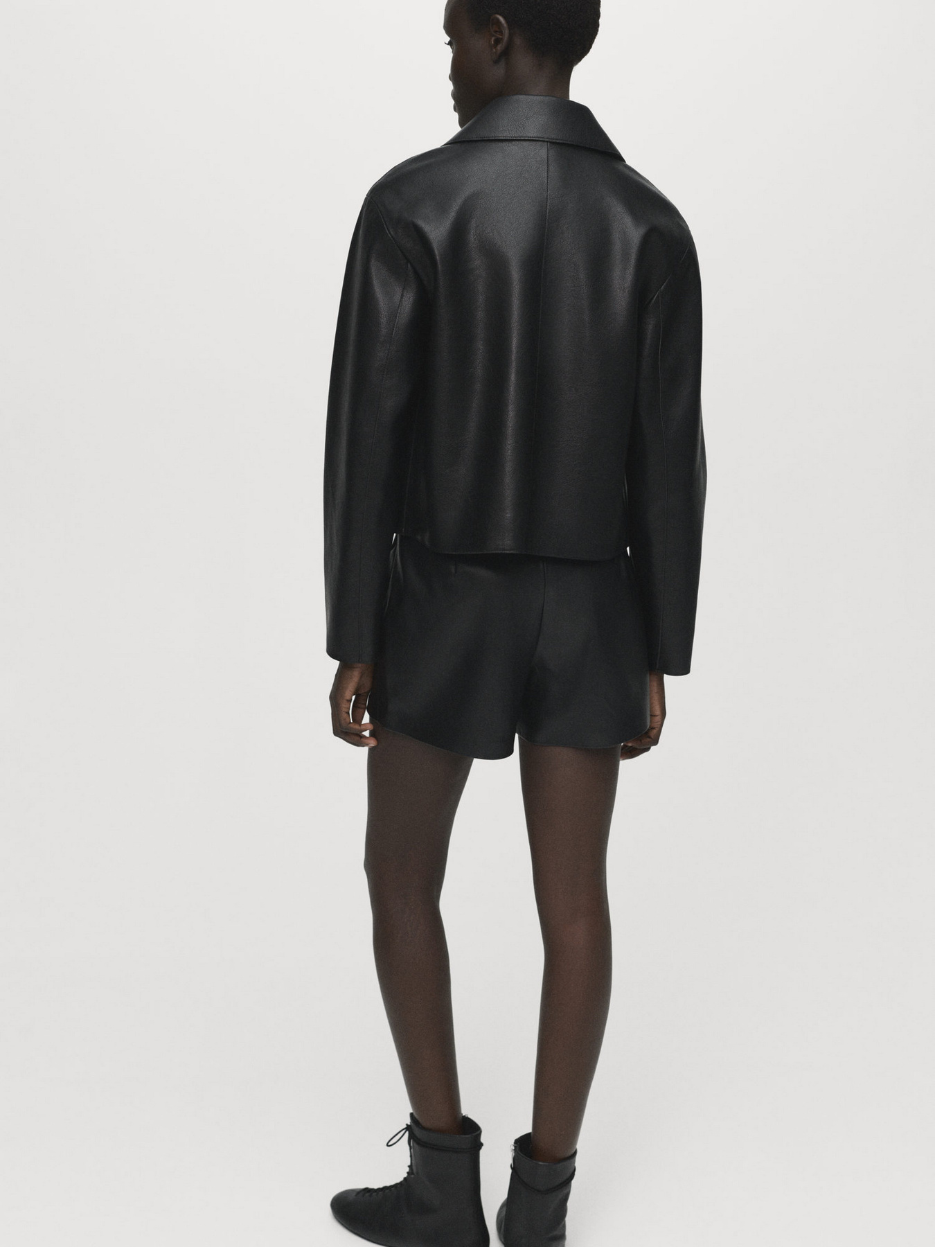 Спідниця-шорти MANGO модель 17065161_99 Спідниця-шорти MANGO модель 17065161_99 Фото