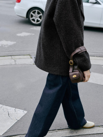 Прямые джинсы MANGO модель 17076001_TS Прямые джинсы MANGO модель 17076001_TS Фото