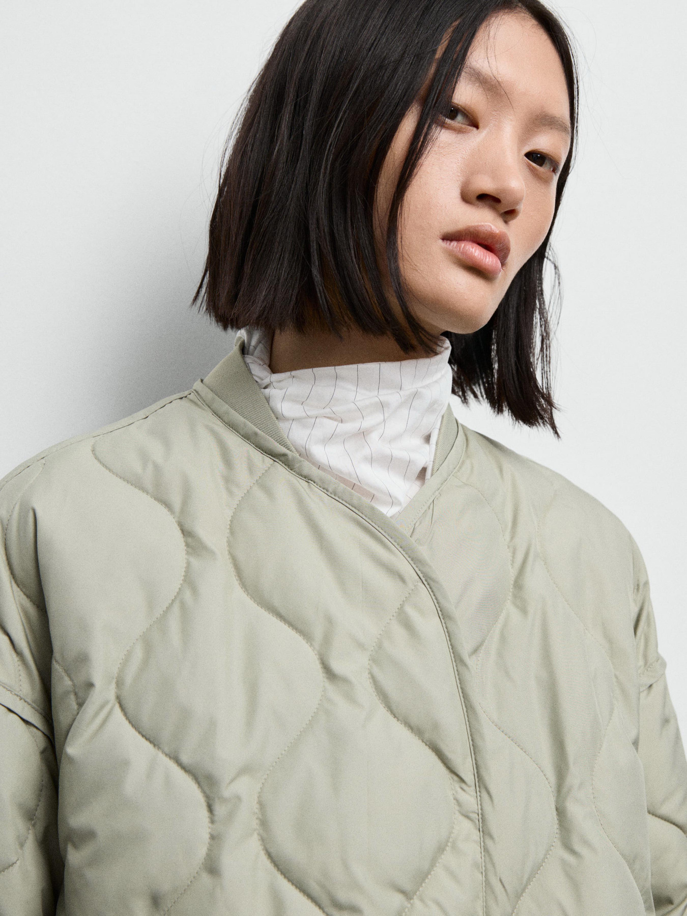 Демисезонная куртка MANGO модель 17075795_40 Фото