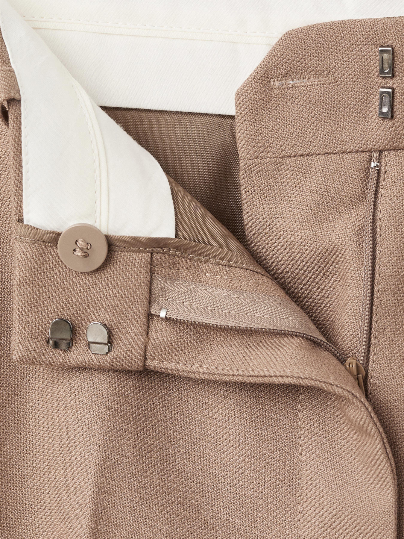 Классические штаны MANGO модель 17086003_9 Фото