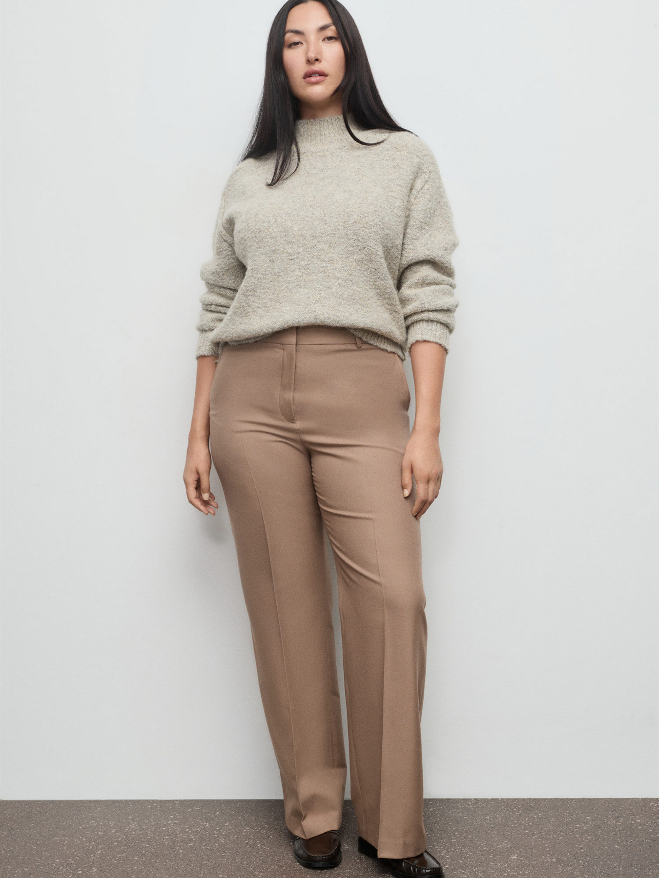 Классические штаны MANGO модель 17086003_9 Фото