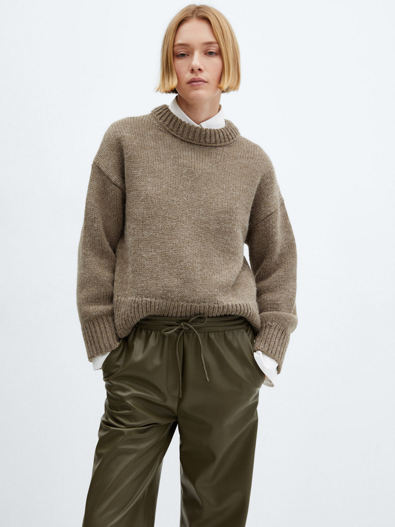 Повсякденні штани MANGO Charlize модель 67080462_37 Фото