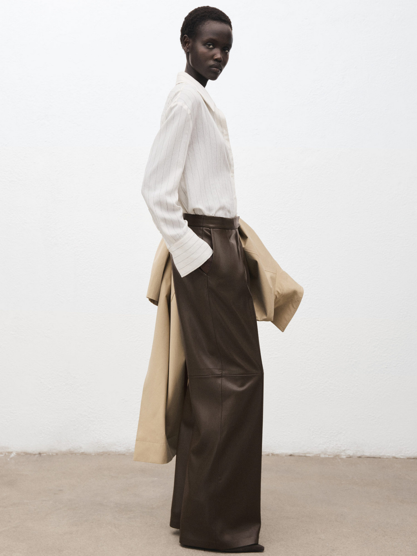 Брюки повседневные MANGO модель 17085976_37 Фото