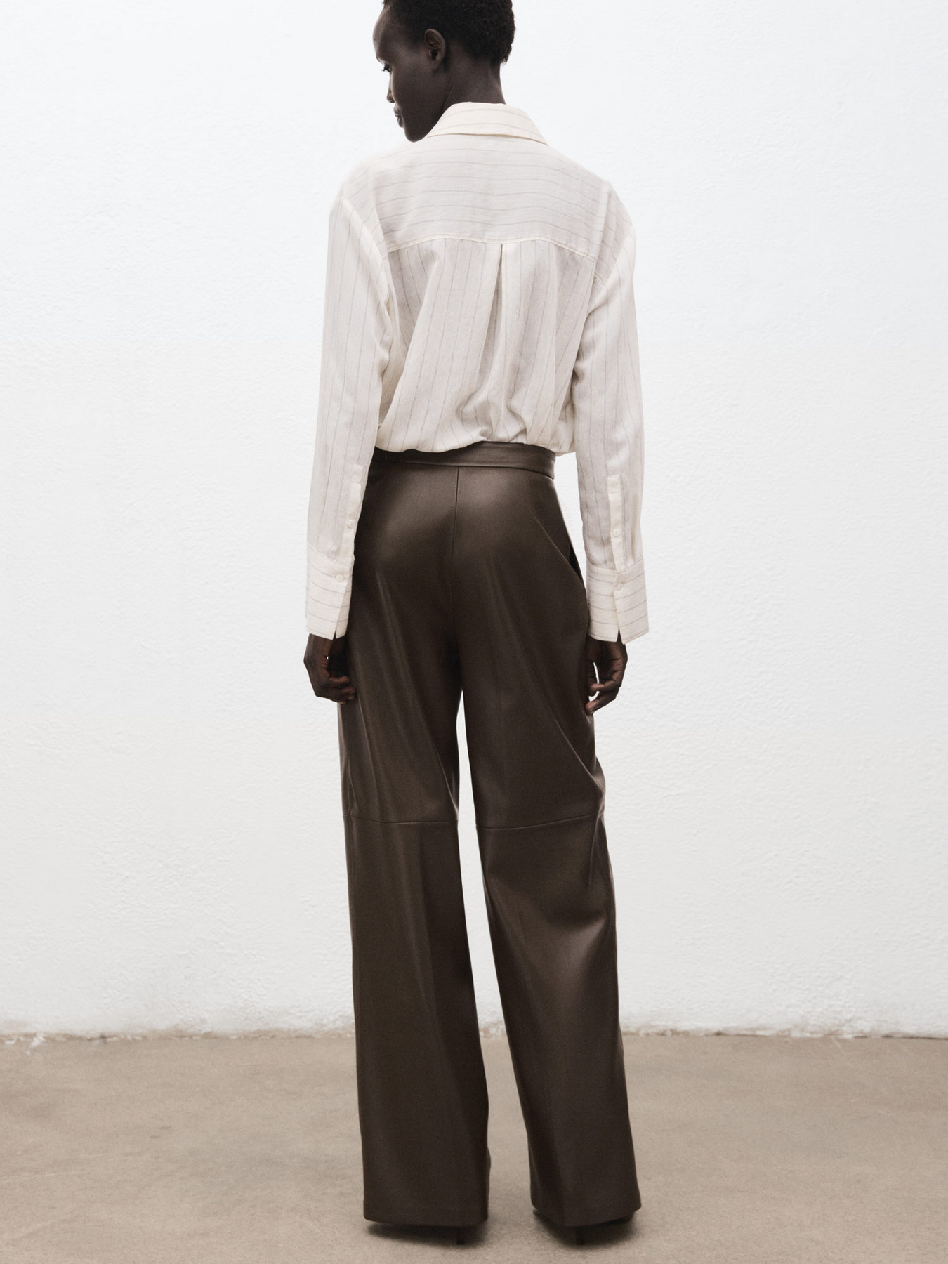 Брюки повседневные MANGO модель 17085976_37 Фото