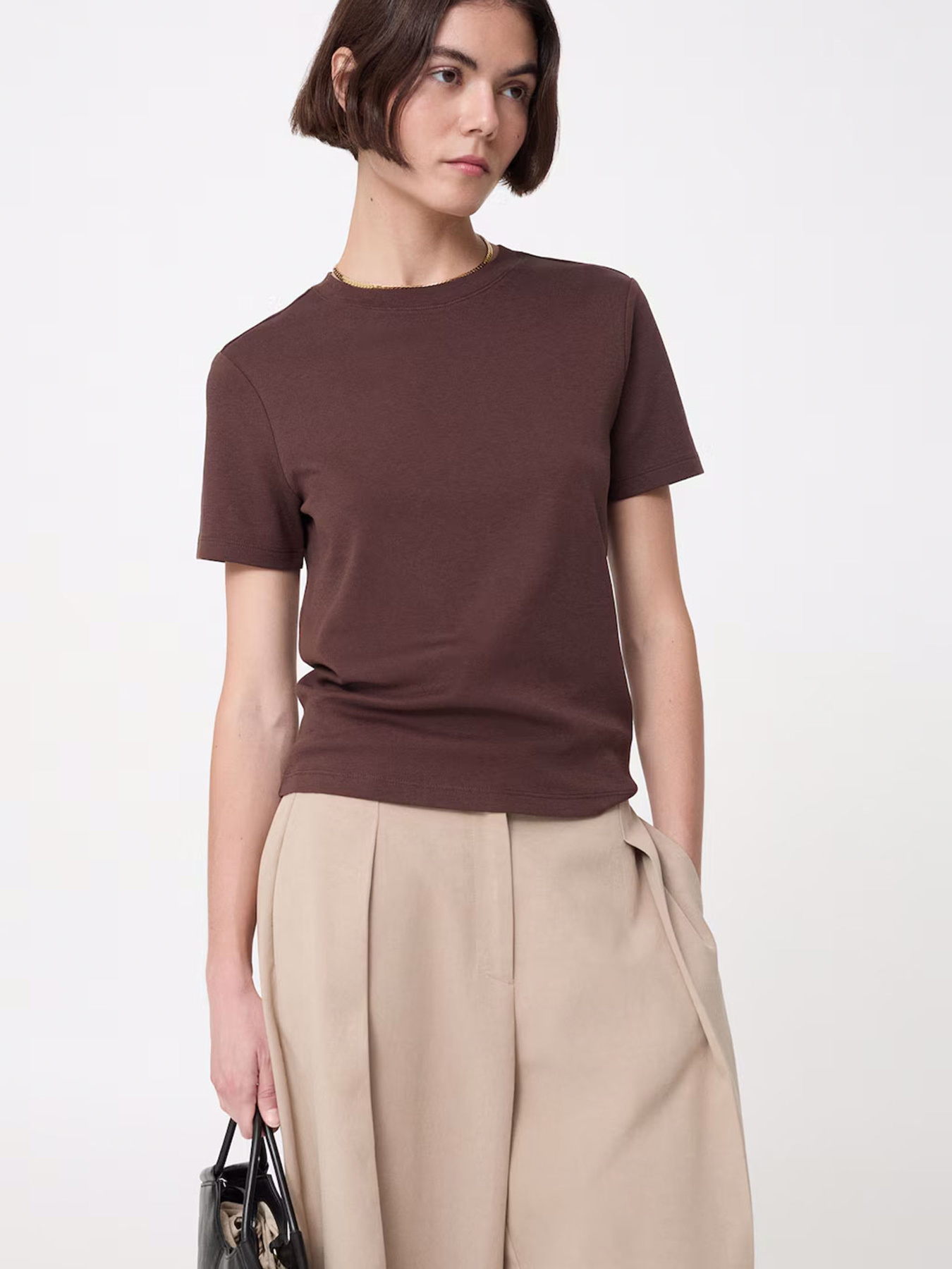 Футболка MANGO модель 17921197_32 Футболка MANGO модель 17921197_32 Фото