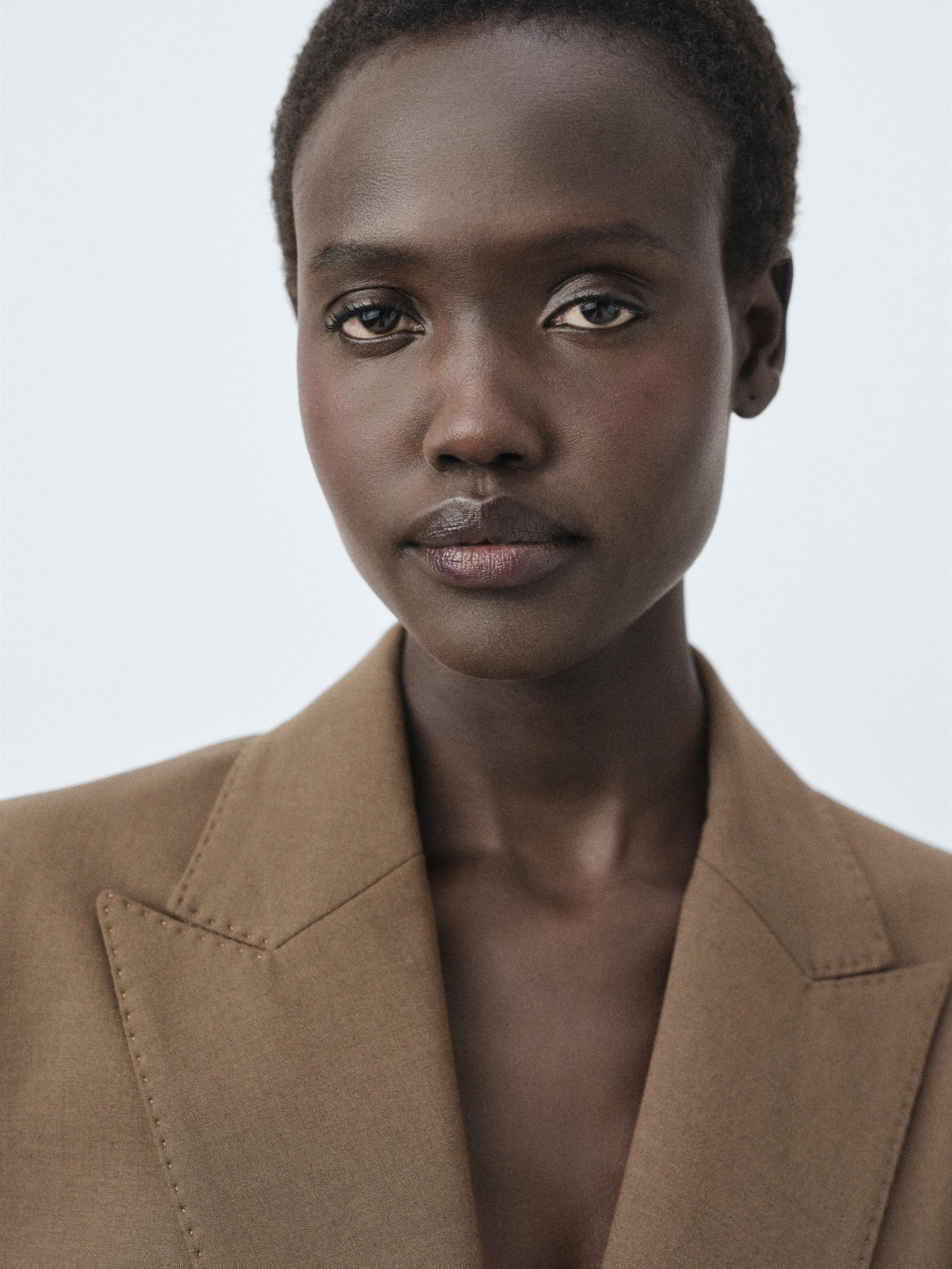 Блейзер MANGO модель 17016365_35 Фото