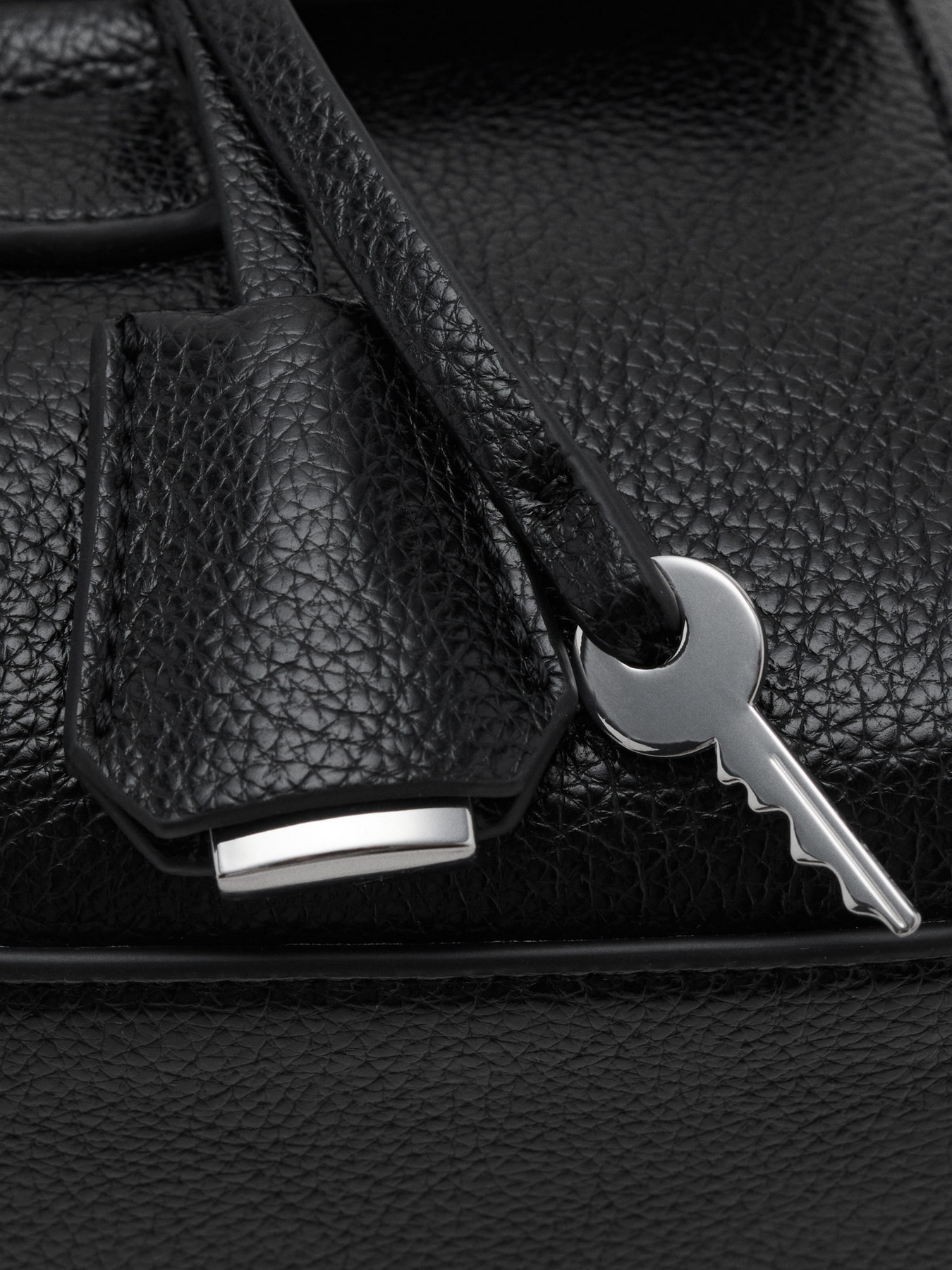 Сумка MANGO модель 17045820_99 Сумка MANGO модель 17045820_99 Фото