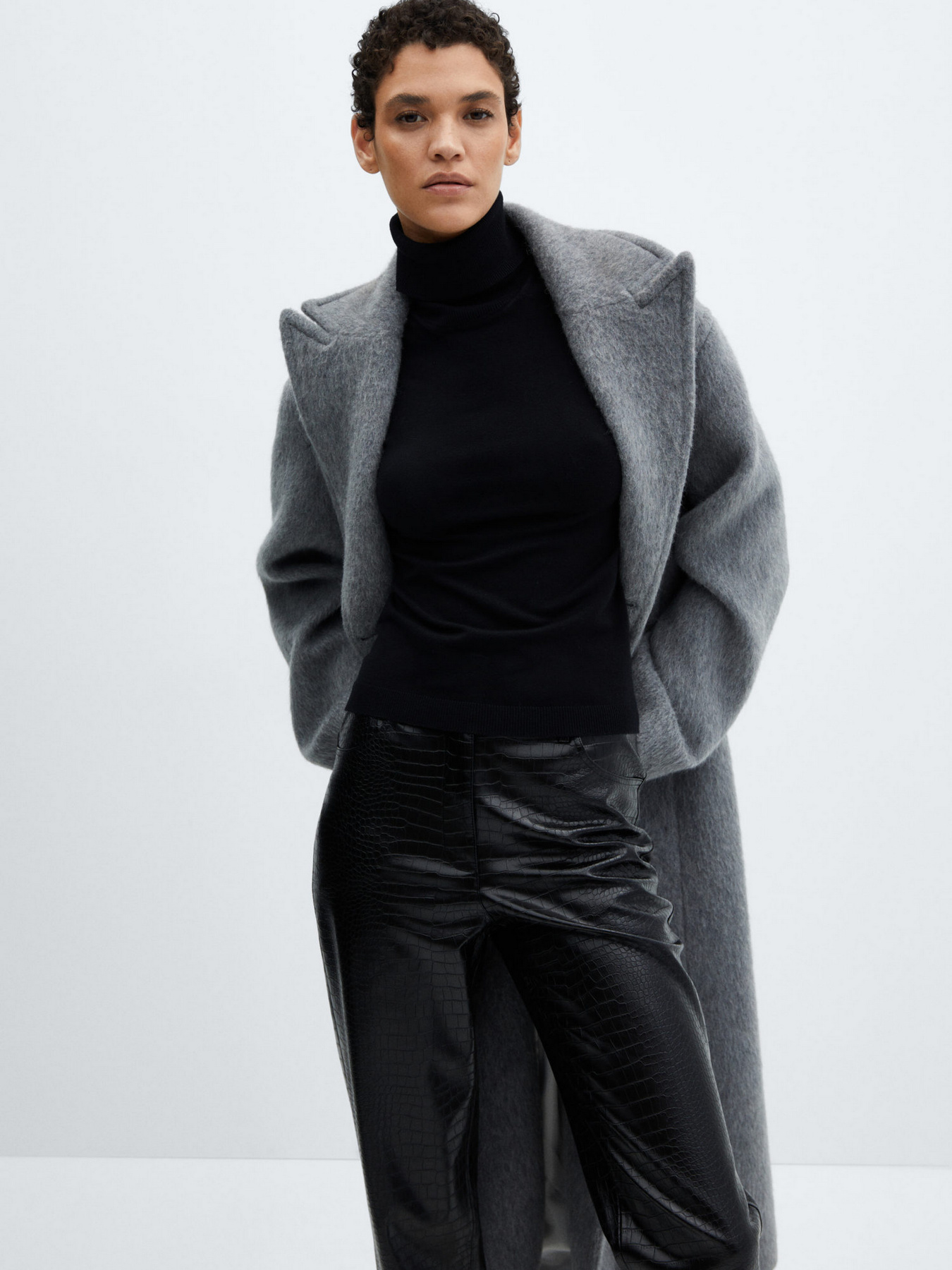 Повсякденні штани MANGO Croco модель 67090468_99 Фото