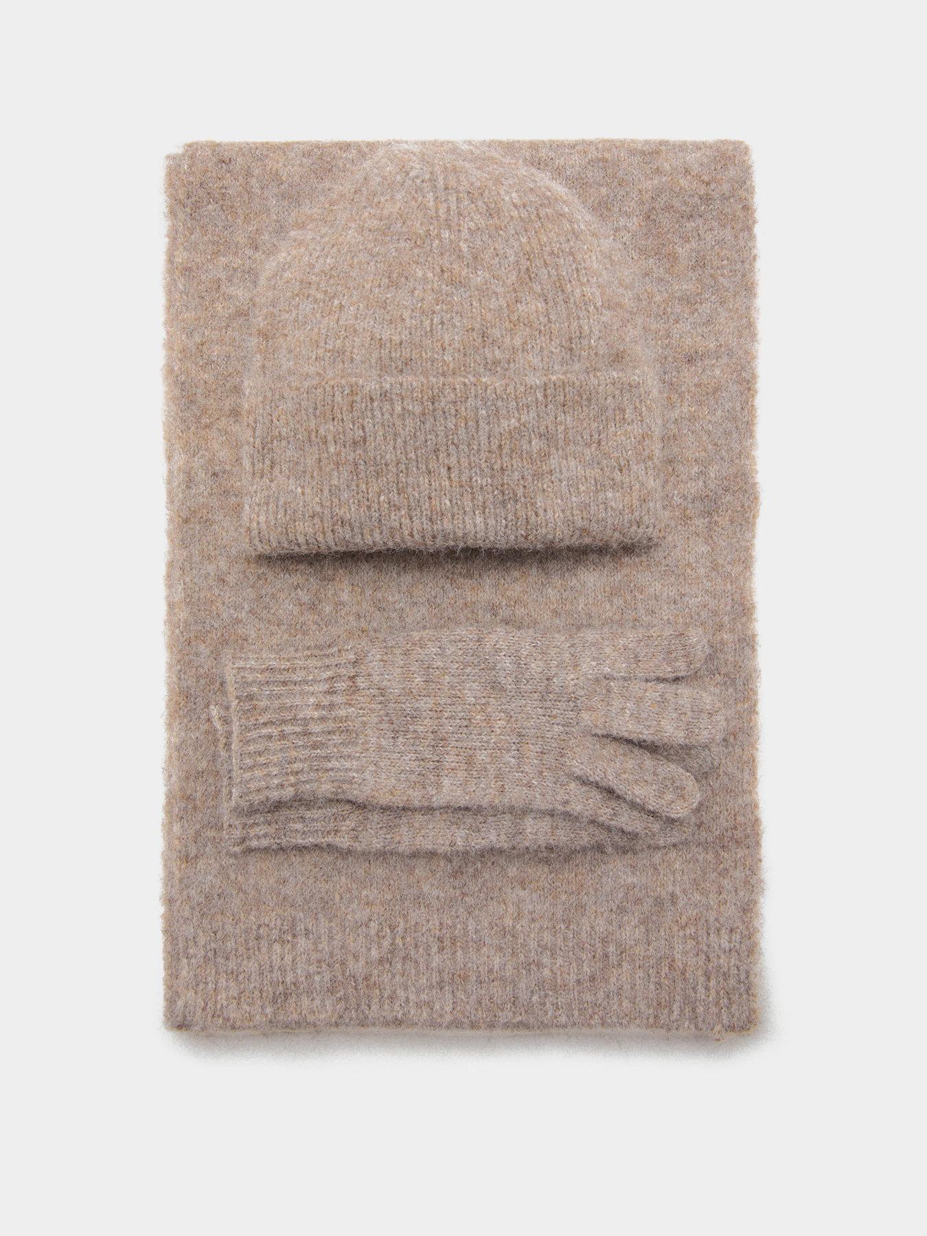 Шапка MANGO модель 17087764_35 Фото