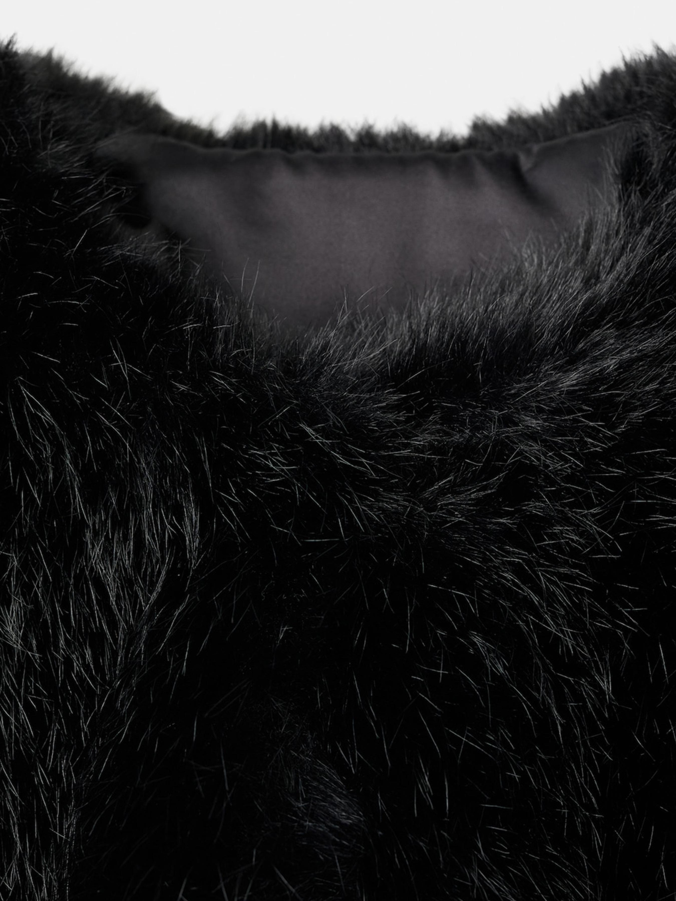 Шуба MANGO модель 17069093_99 Фото