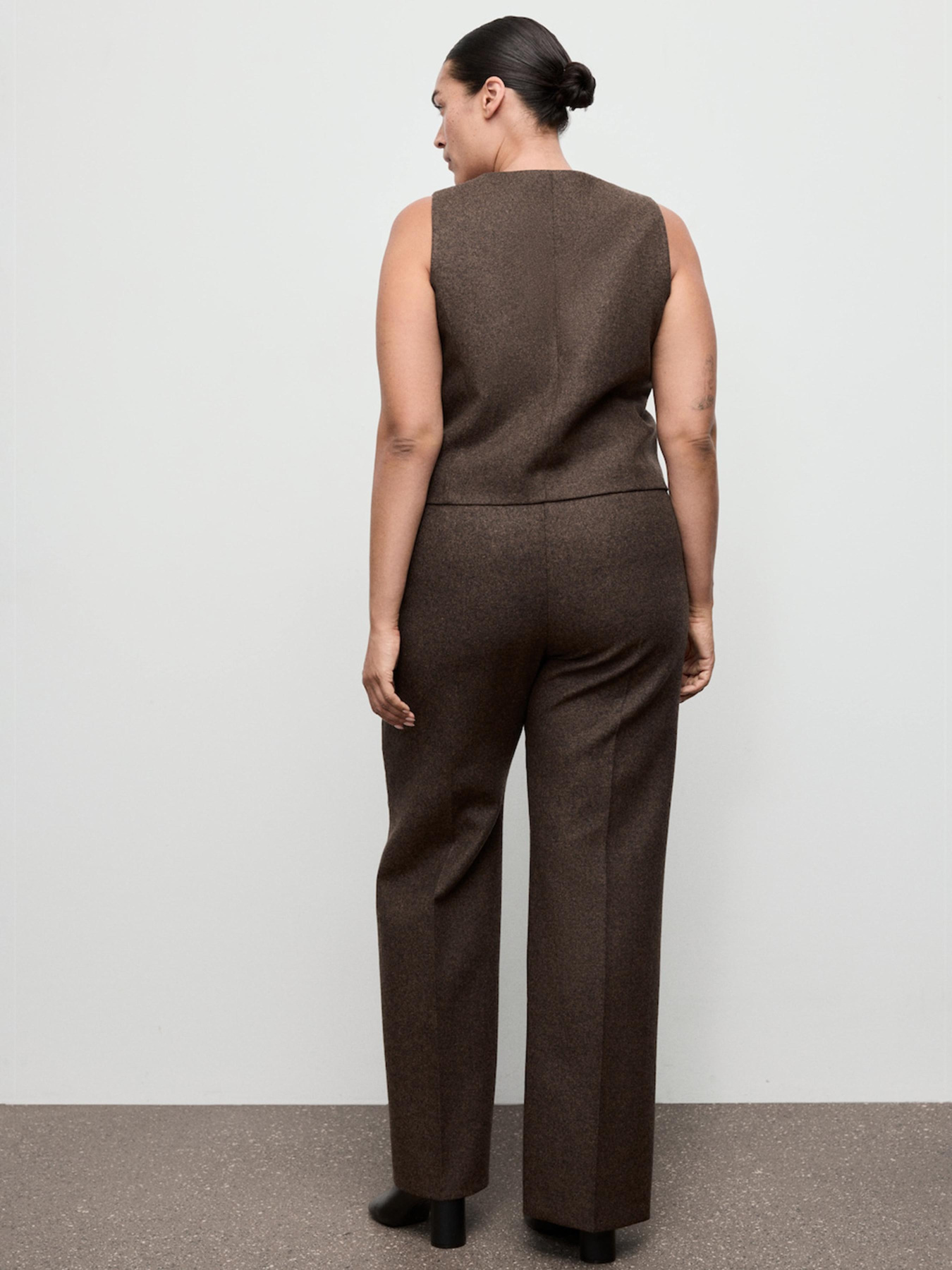 Брюки классические MANGO модель 17017914_30 Фото