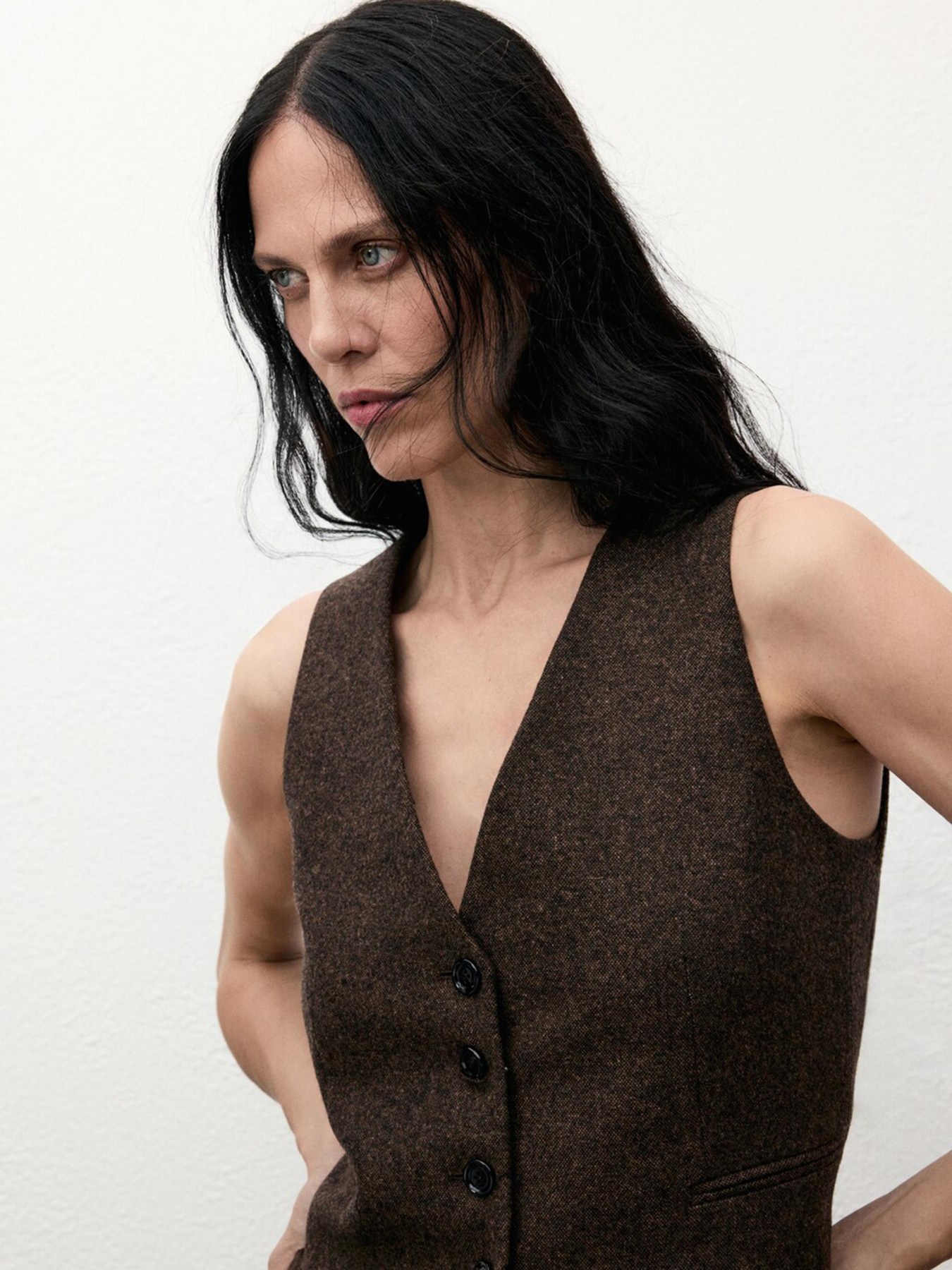 Жилет классический MANGO модель 17027913_30 Фото