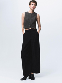 Класичний жилет MANGO модель 17087811_30 Класичний жилет MANGO модель 17087811_30 Фото