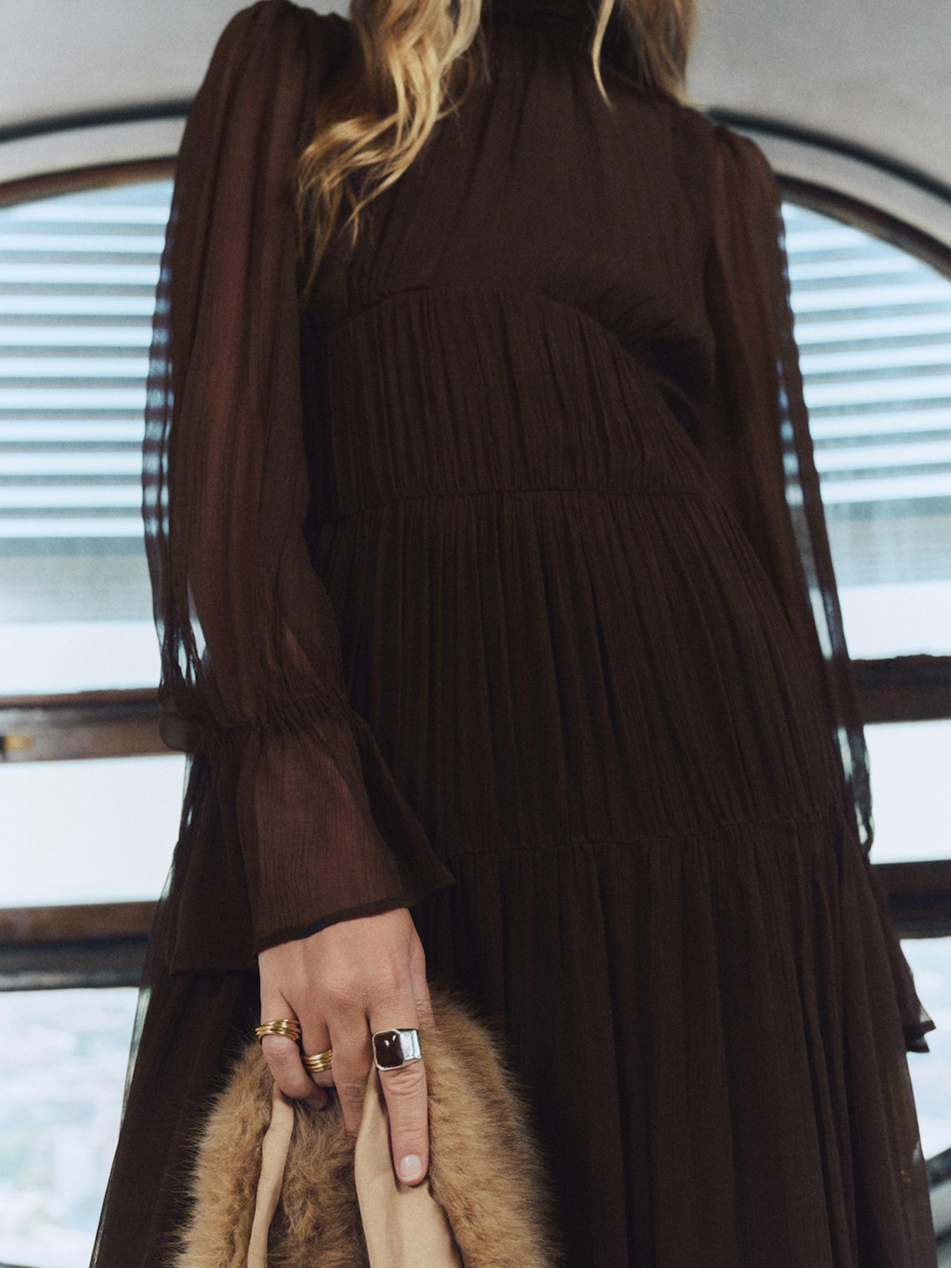 Юбка миди MANGO модель 17025815_32 Фото