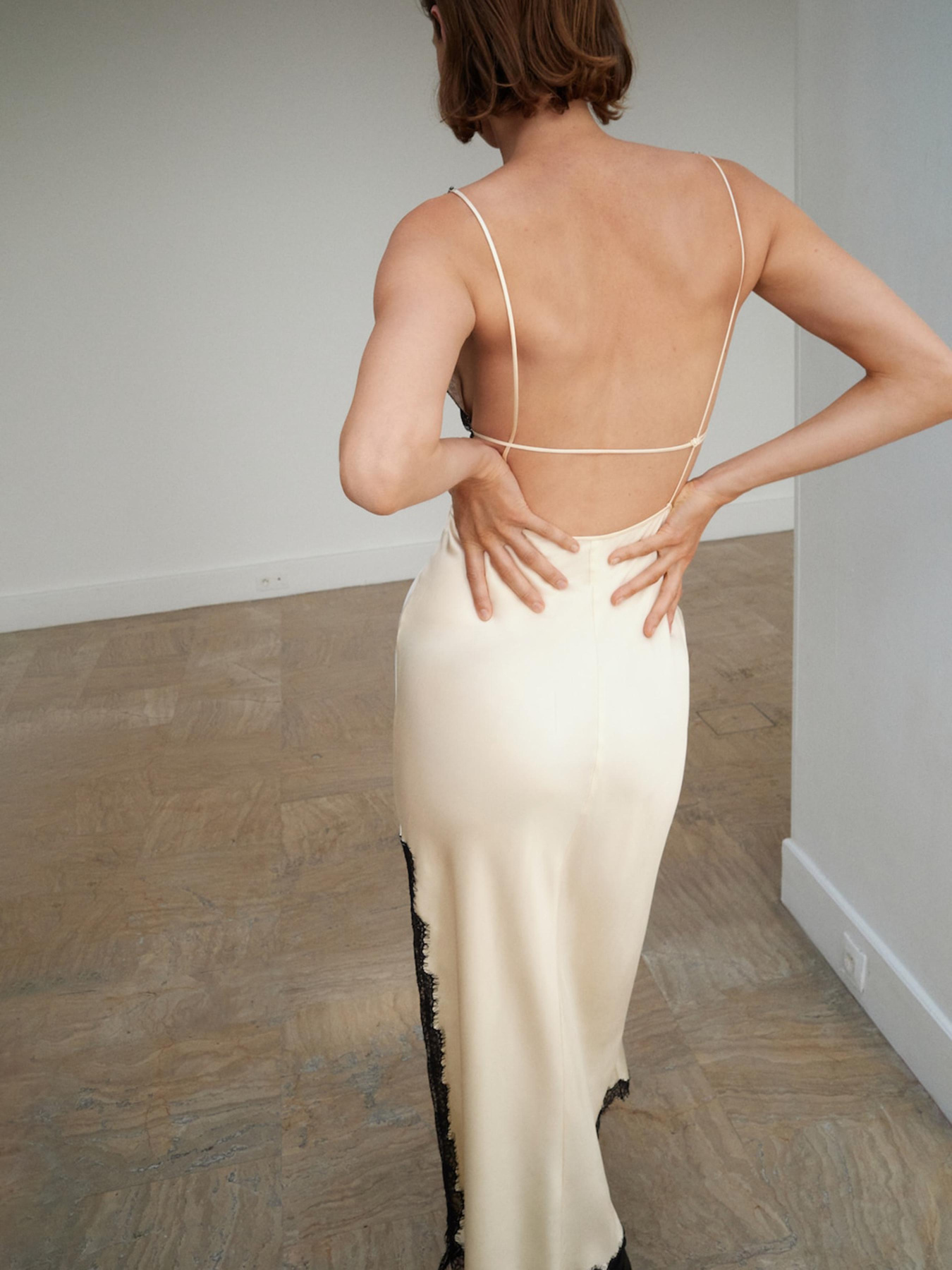 Платье миди MANGO модель 17046359_5 Фото