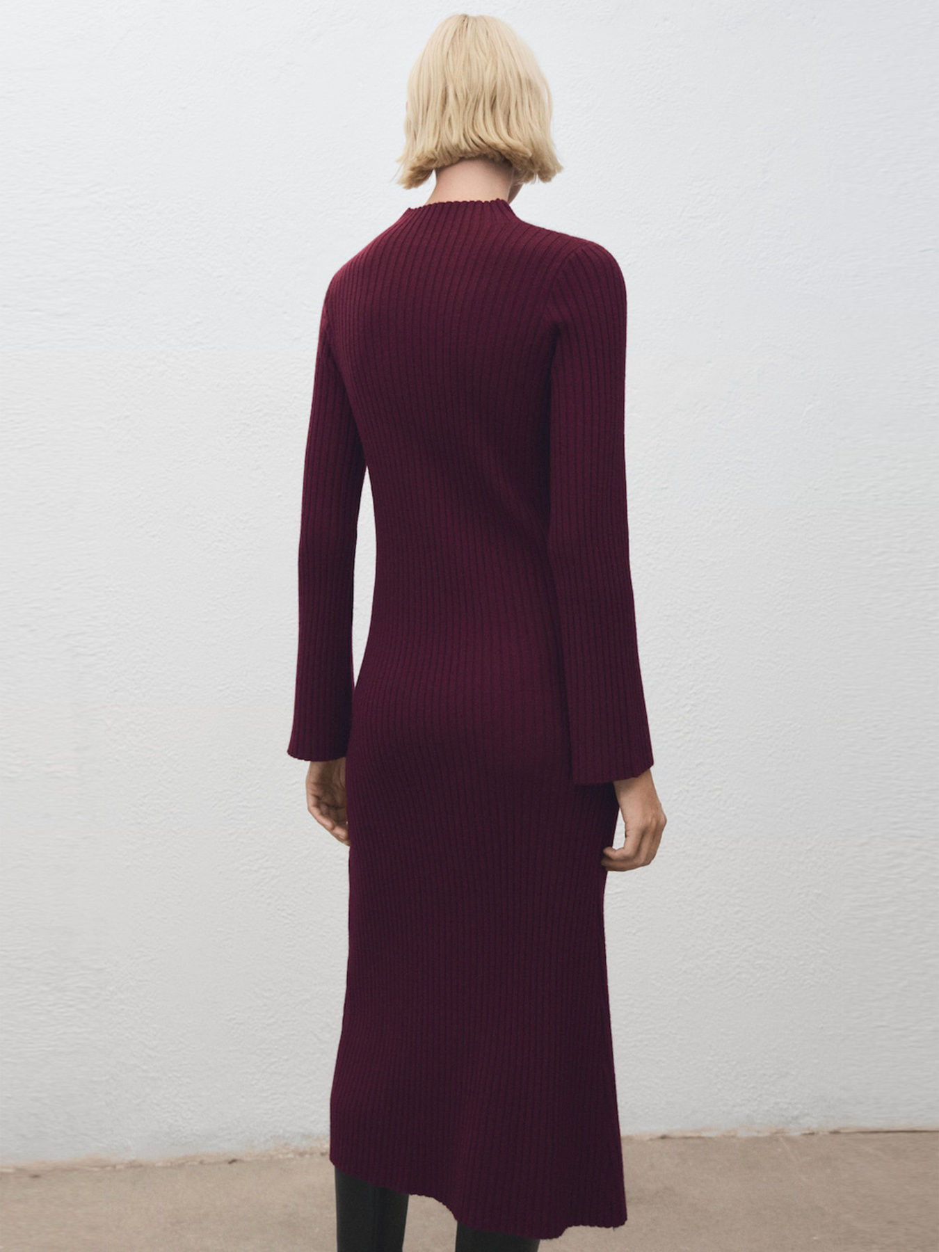 Платье миди MANGO модель 17067801_77 Фото