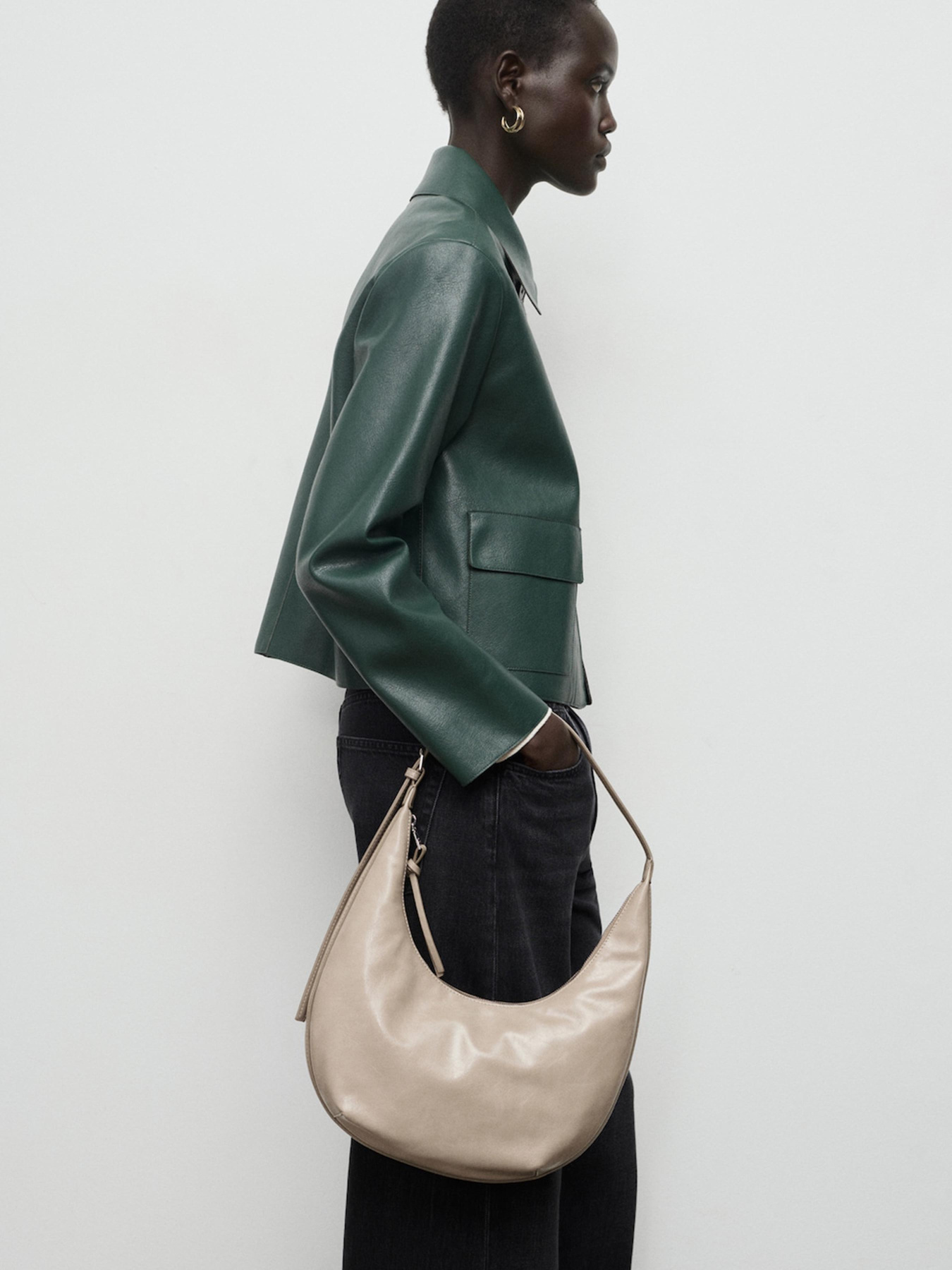 Шкіряна куртка MANGO модель 17094433_43 Фото